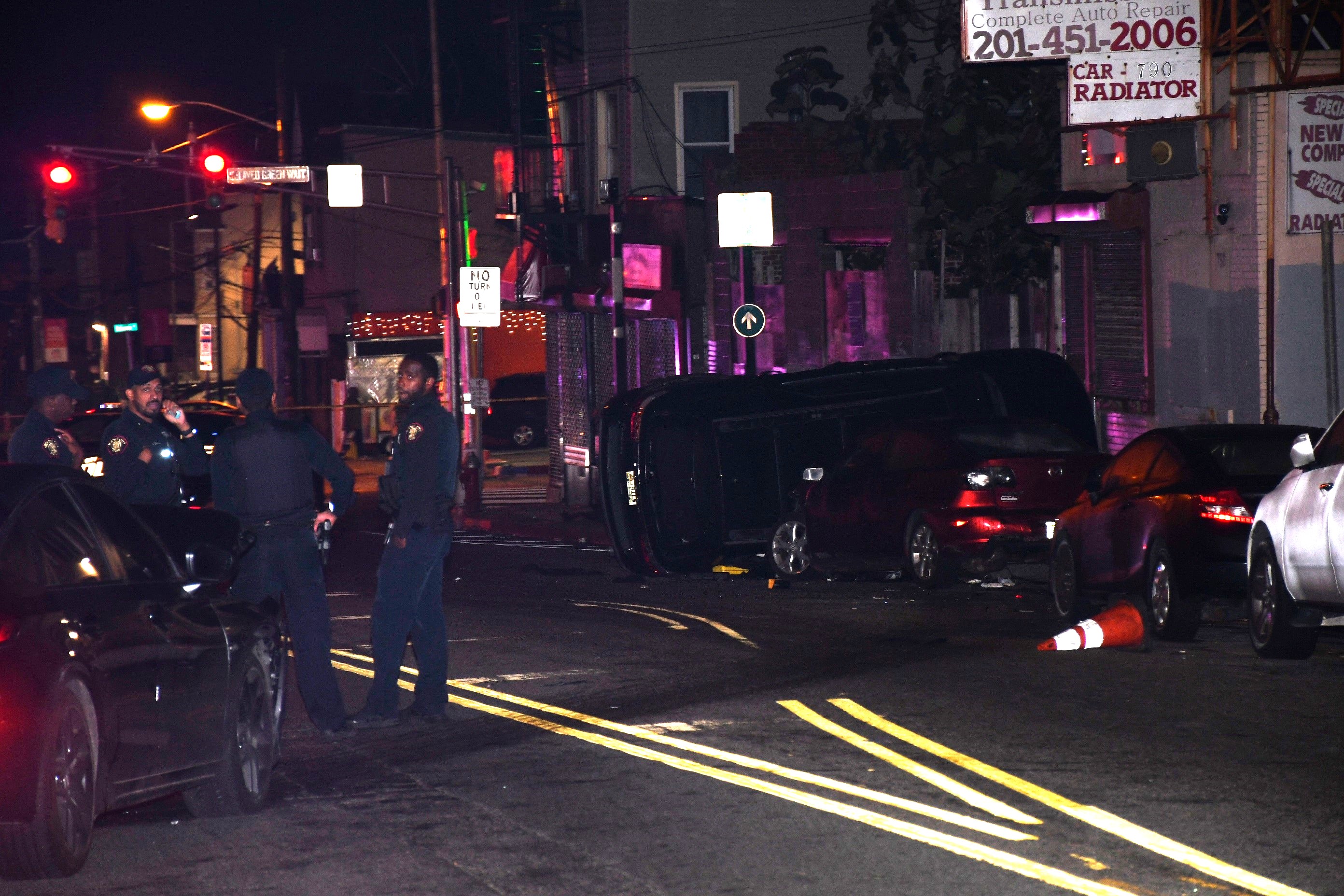 Multiple people injured in early morning shooting, Oct. 1, 2023