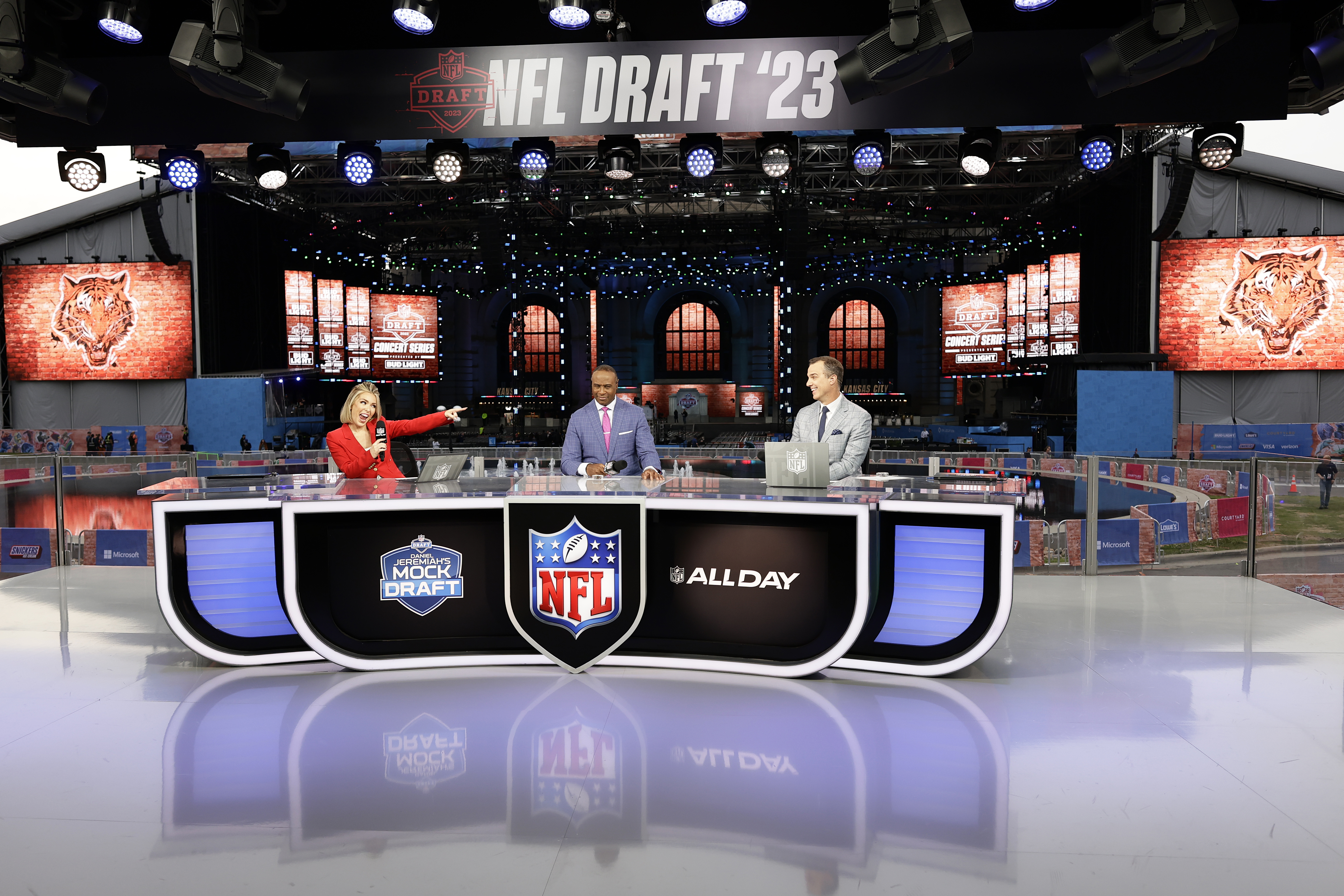 NFL schedule 2023: How the NFL is taking over television air time