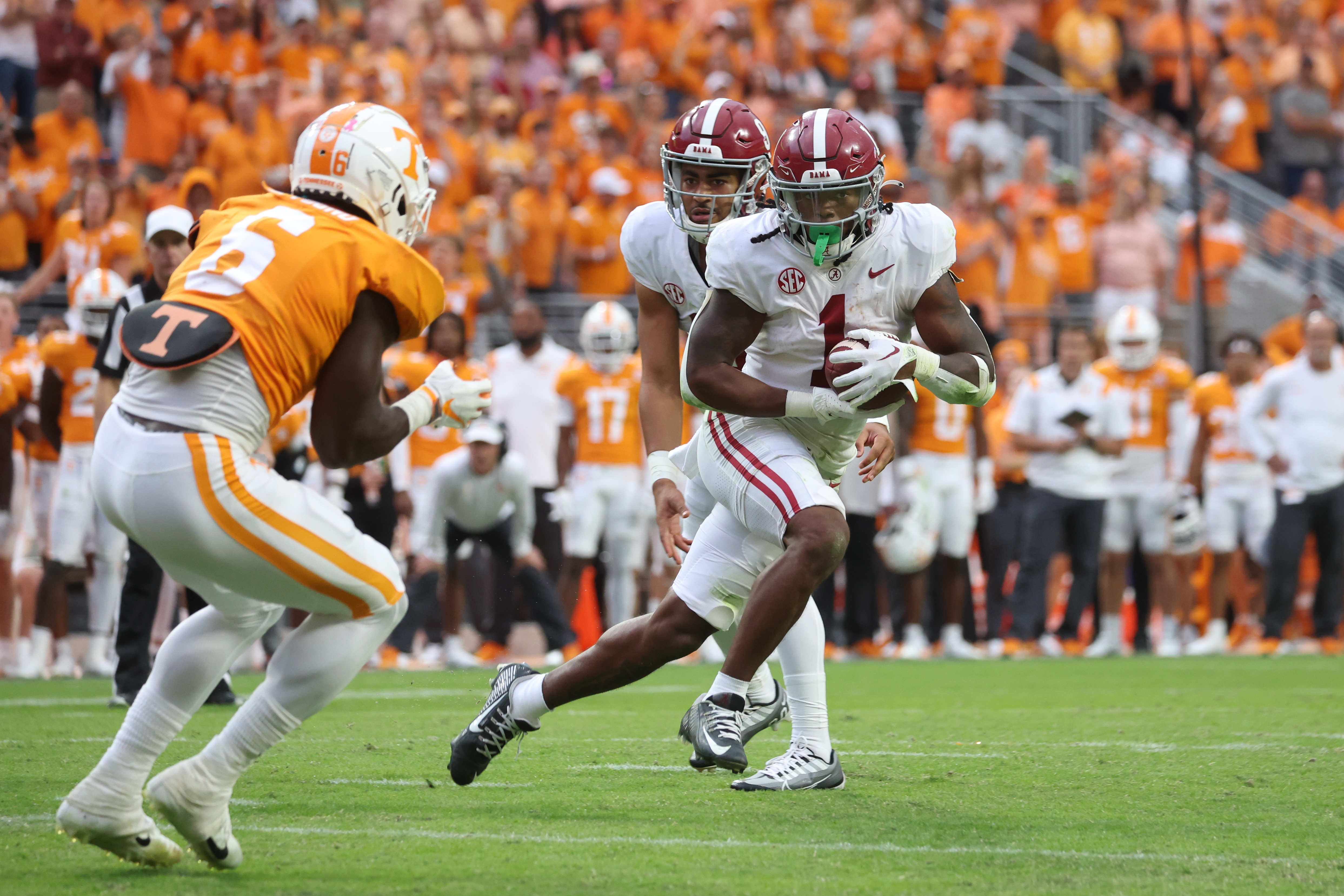 Tennessee football topples Alabama, goalposts. Now, rank Vols No. 1