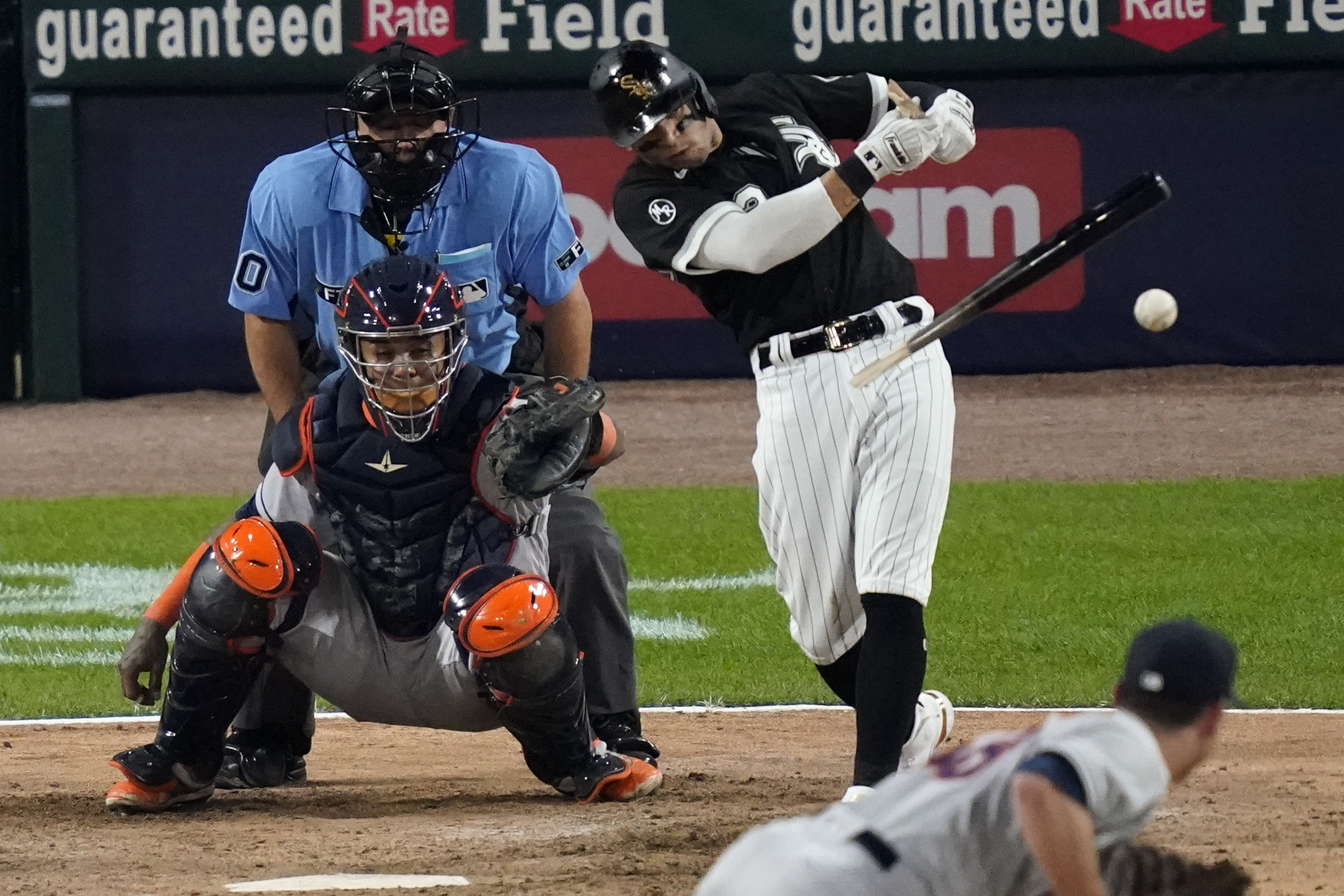 Chicago White Sox hold an off-day workout at Guaranteed Rate Field before  Game 3 of the ALDS