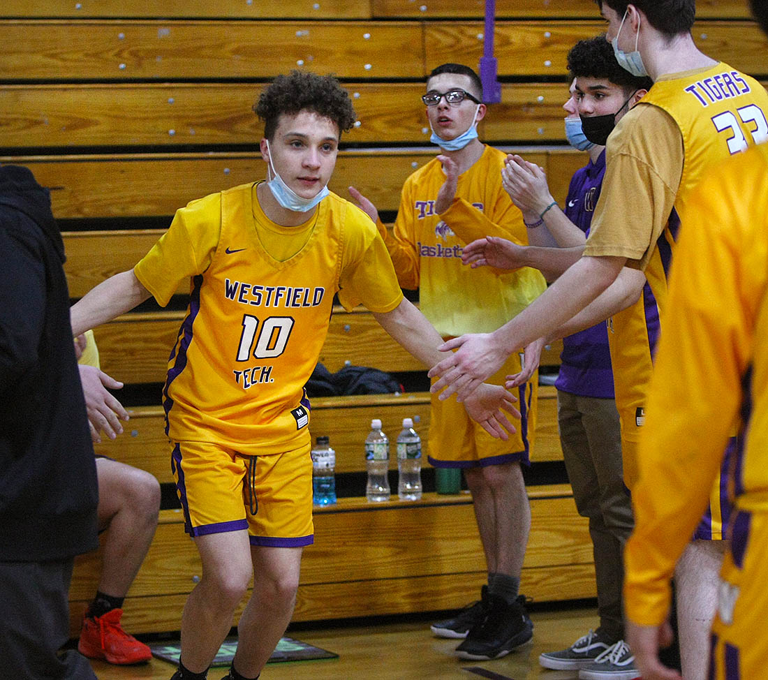 Westfield Tech vs Smith Academy boys Basketball 3/1/22 - masslive.com