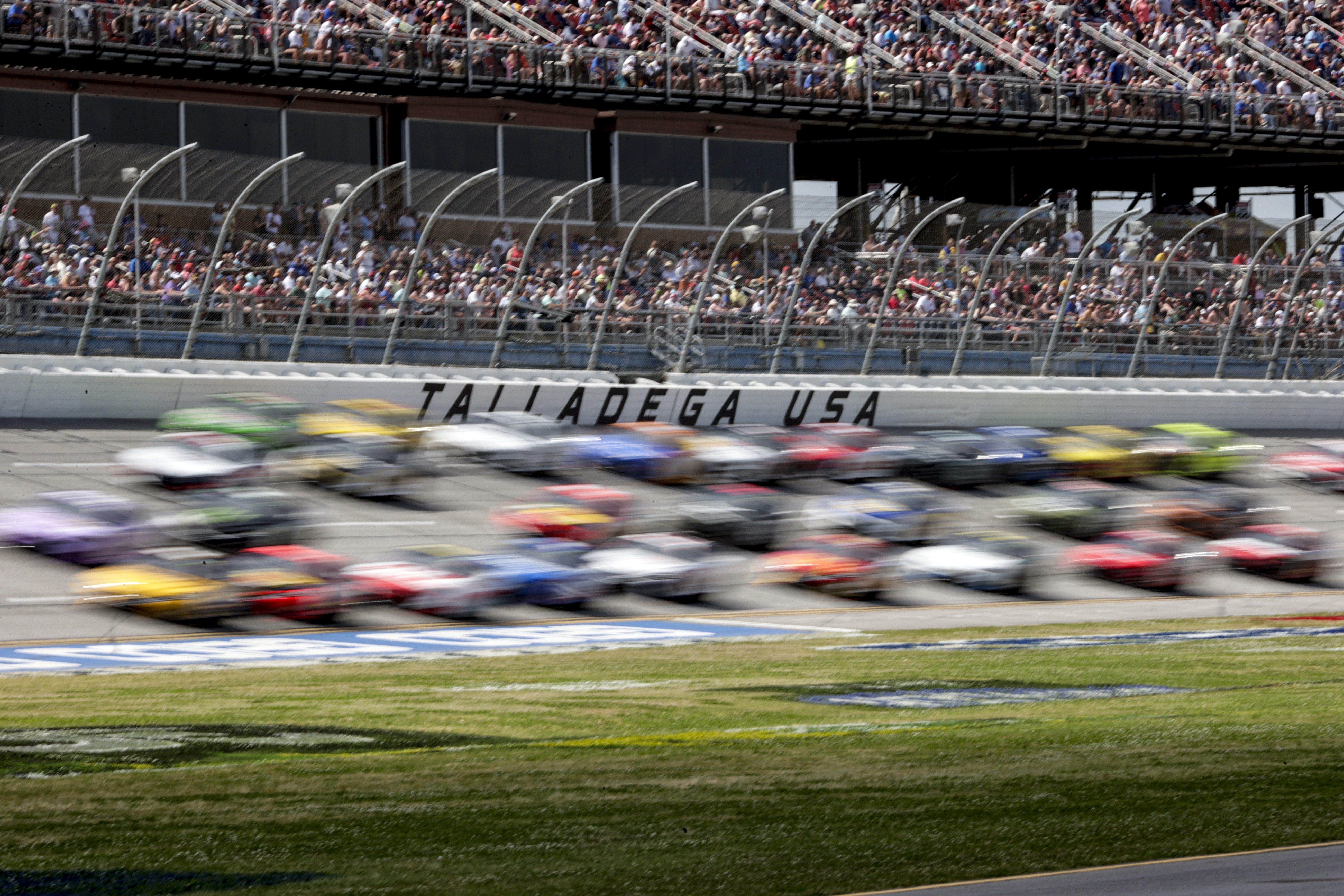 What TV channel is Talladega today? Live stream, time, how to watch NASCARs YellaWood 500 online