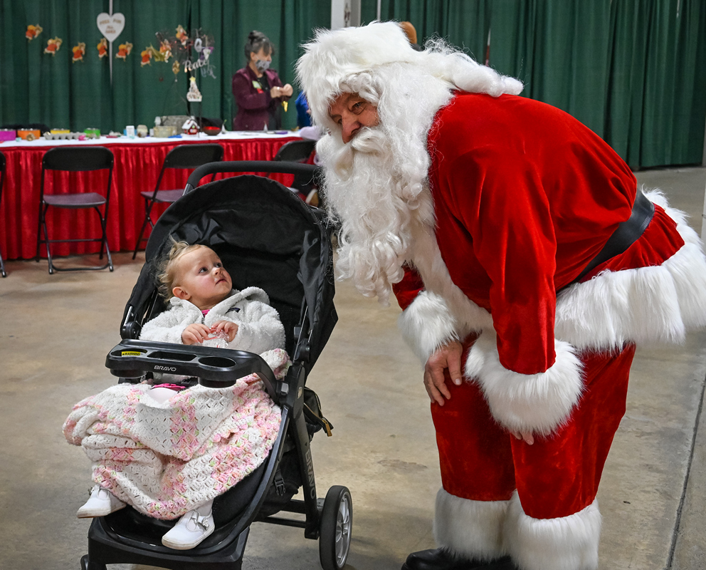 Deerfield Christmas Sampler 2022 Old Deerfield Holiday Sampler Craft Fair 2021 At Eastern States Exposition  (Photos) - Masslive.com