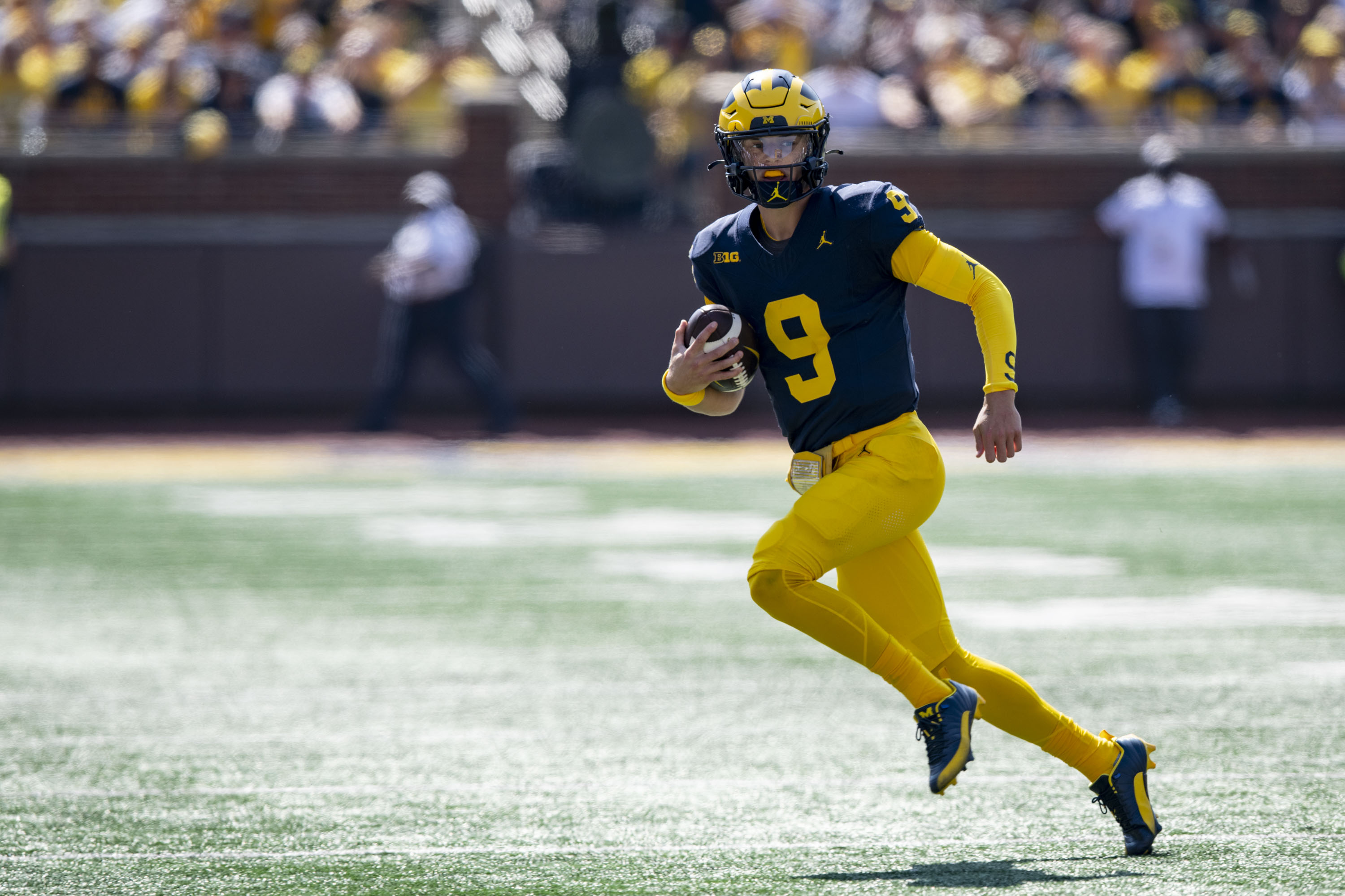 Michigan football: JJ McCarthy gets praise from Wolverines TE