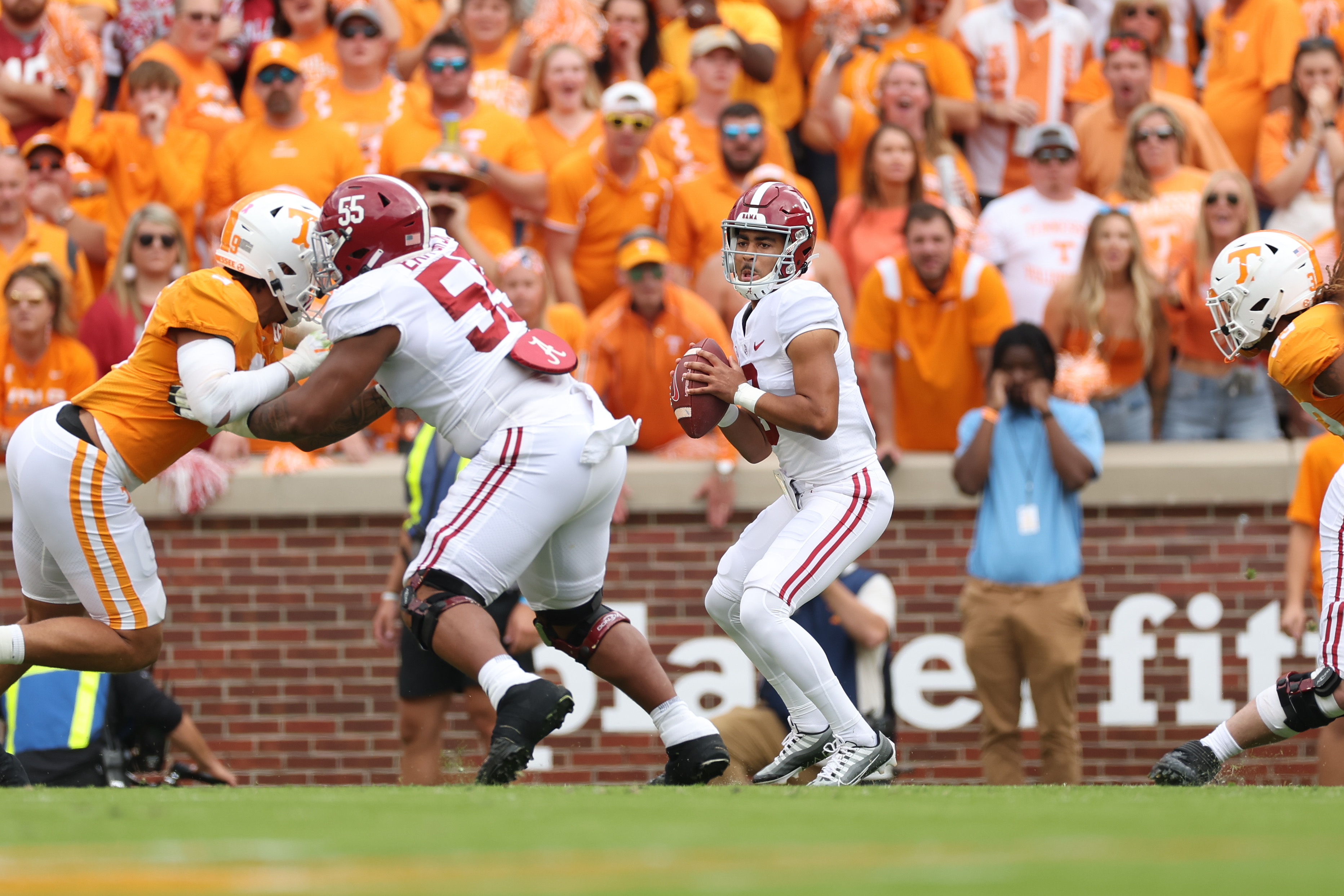 Bryce Young, Alabama can't summon comeback without 2 best receivers –  Orange County Register