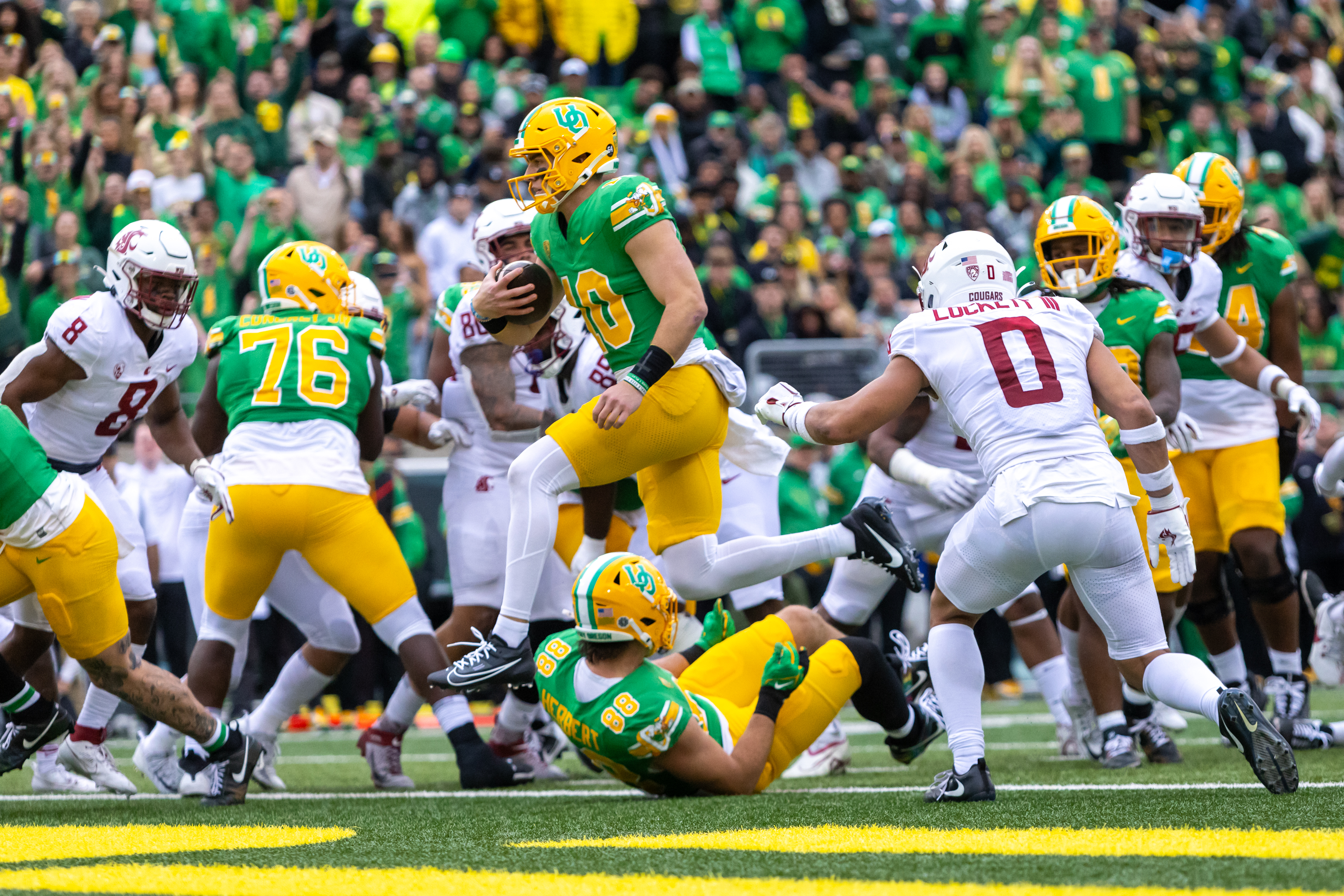 2023 Oregon Football Uniform Reveal - Washington State 