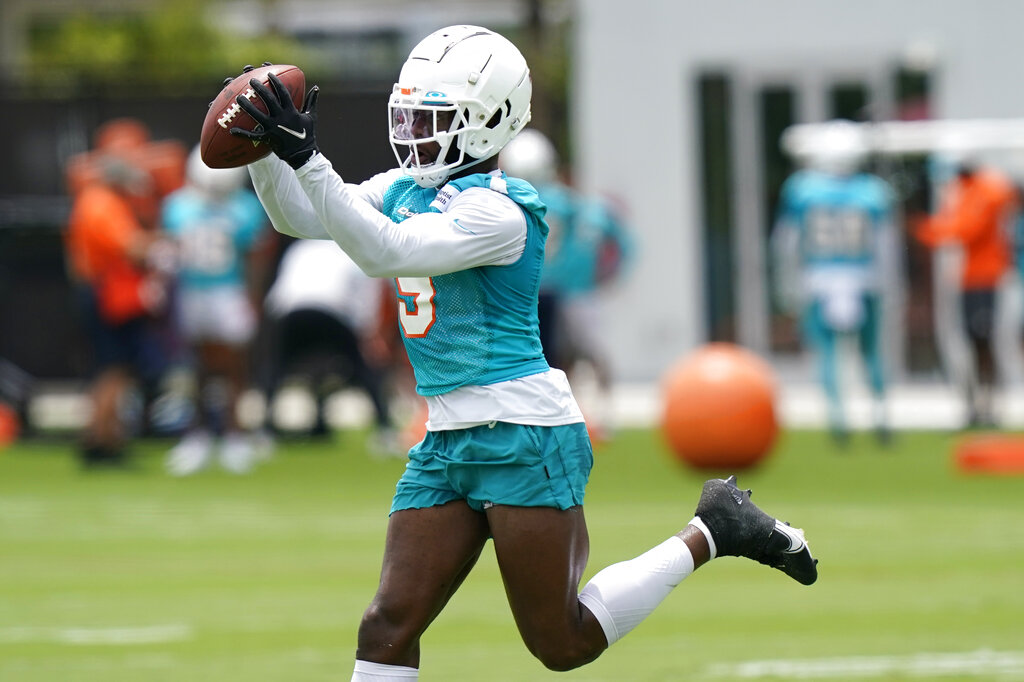 Miami Dolphins cornerback Noah Igbinoghene proving himself in 2022