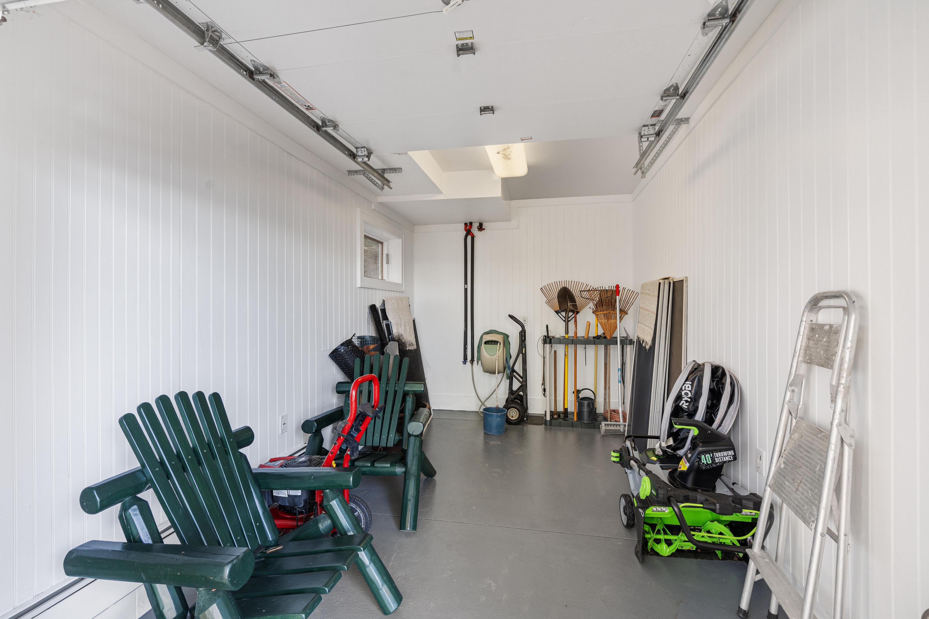 Interior photographs of 4093 Lake Shore Drive in Charlevoix, this gem is listed at $2,099,900 through Berkshire Hathaway HomeServices Michigan Real Estate – Traverse City and The Crane Group with associate broker Johnny Crane and his brother, co-listing agent Matt Crane.