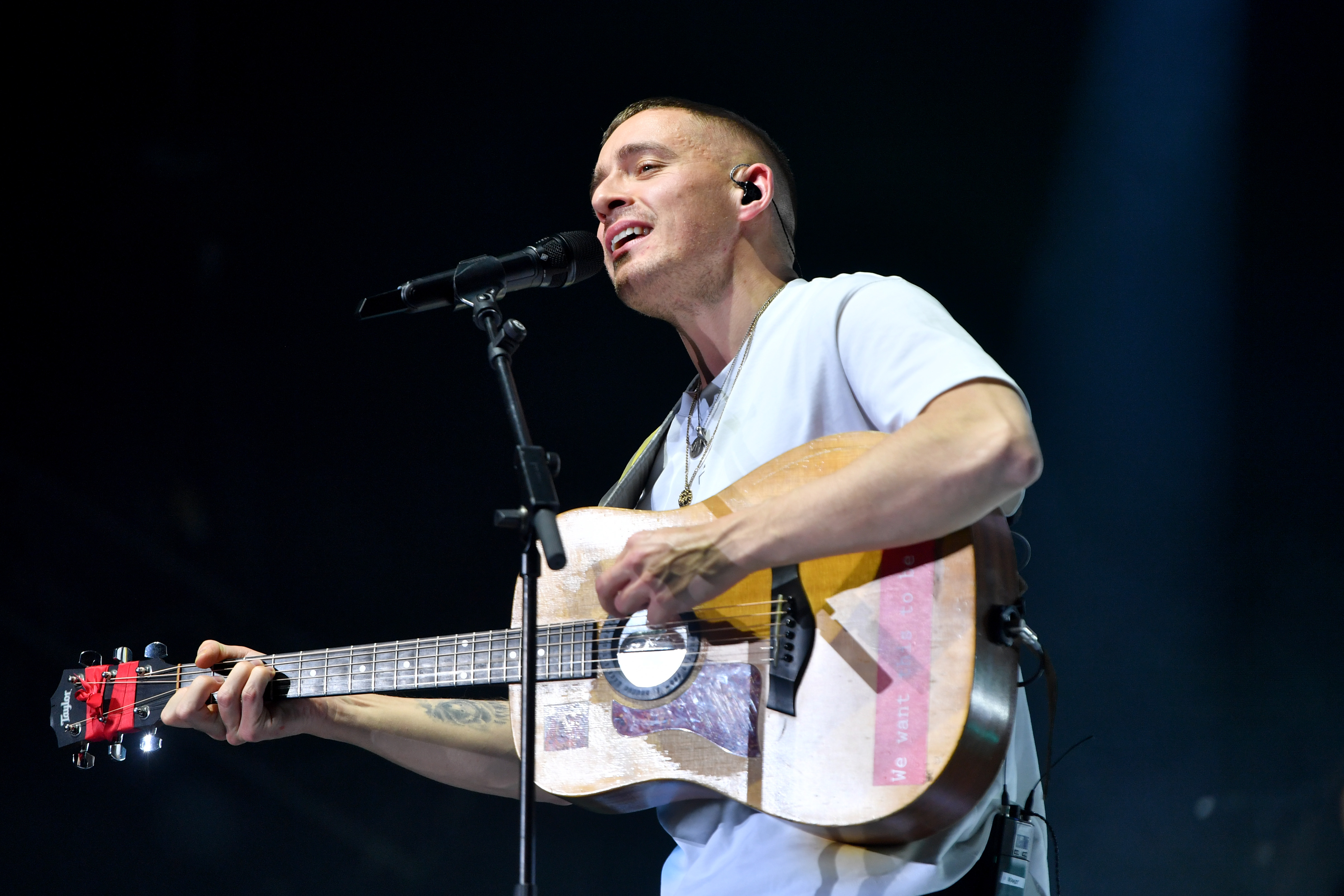 Dermot Kennedy - Two Hearts **NEW SONG COMING TUESDAY NOVEMBER 14TH**