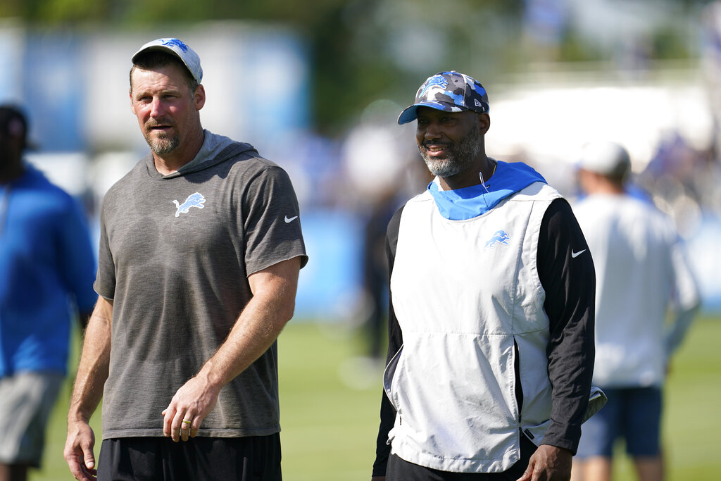 Lions coach Dan Campbell explains why USFL, XFL are 'invaluable' to NFL -  Pride Of Detroit