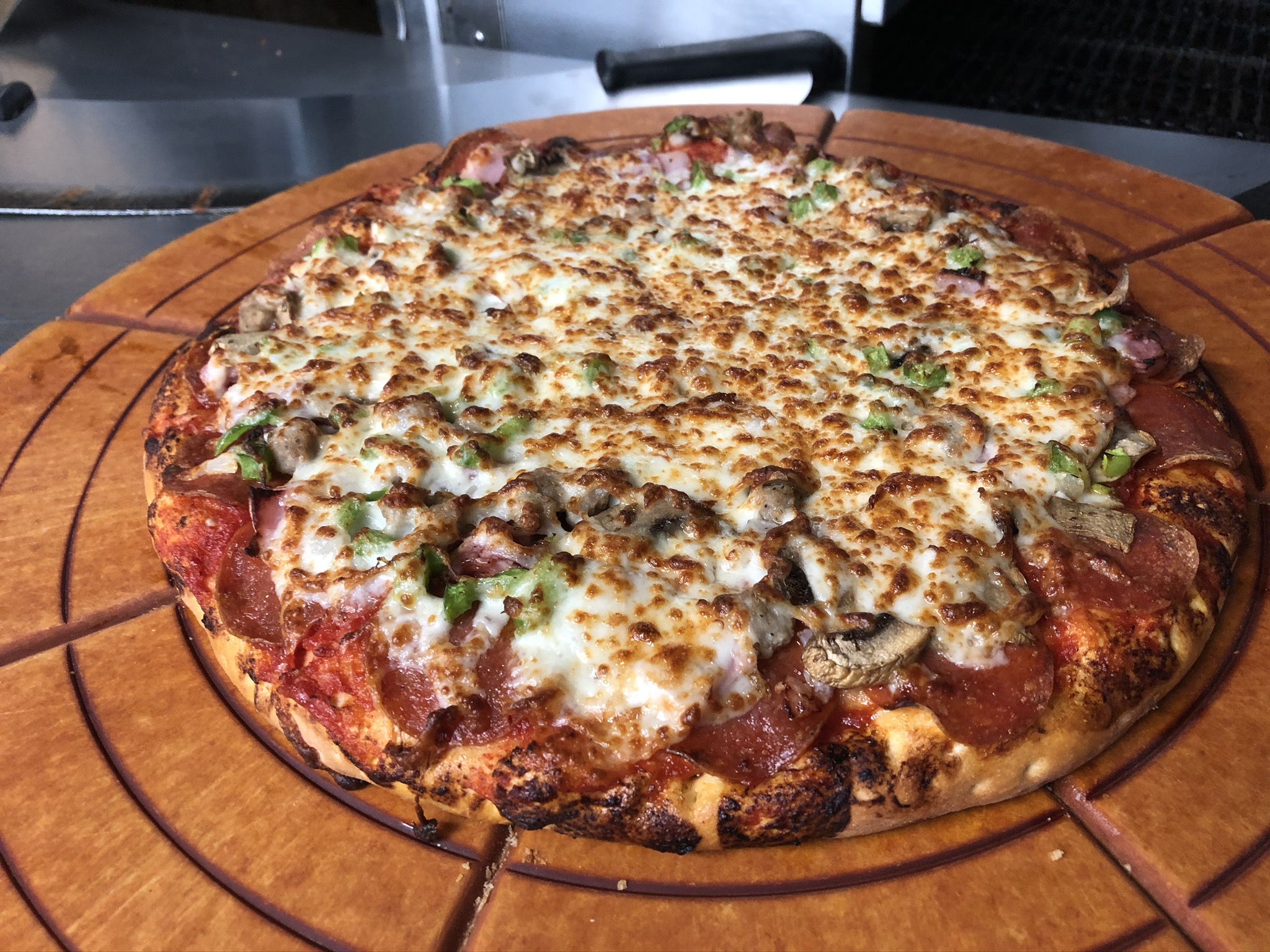 We stumbled upon some great pizza on our search for Michigan's