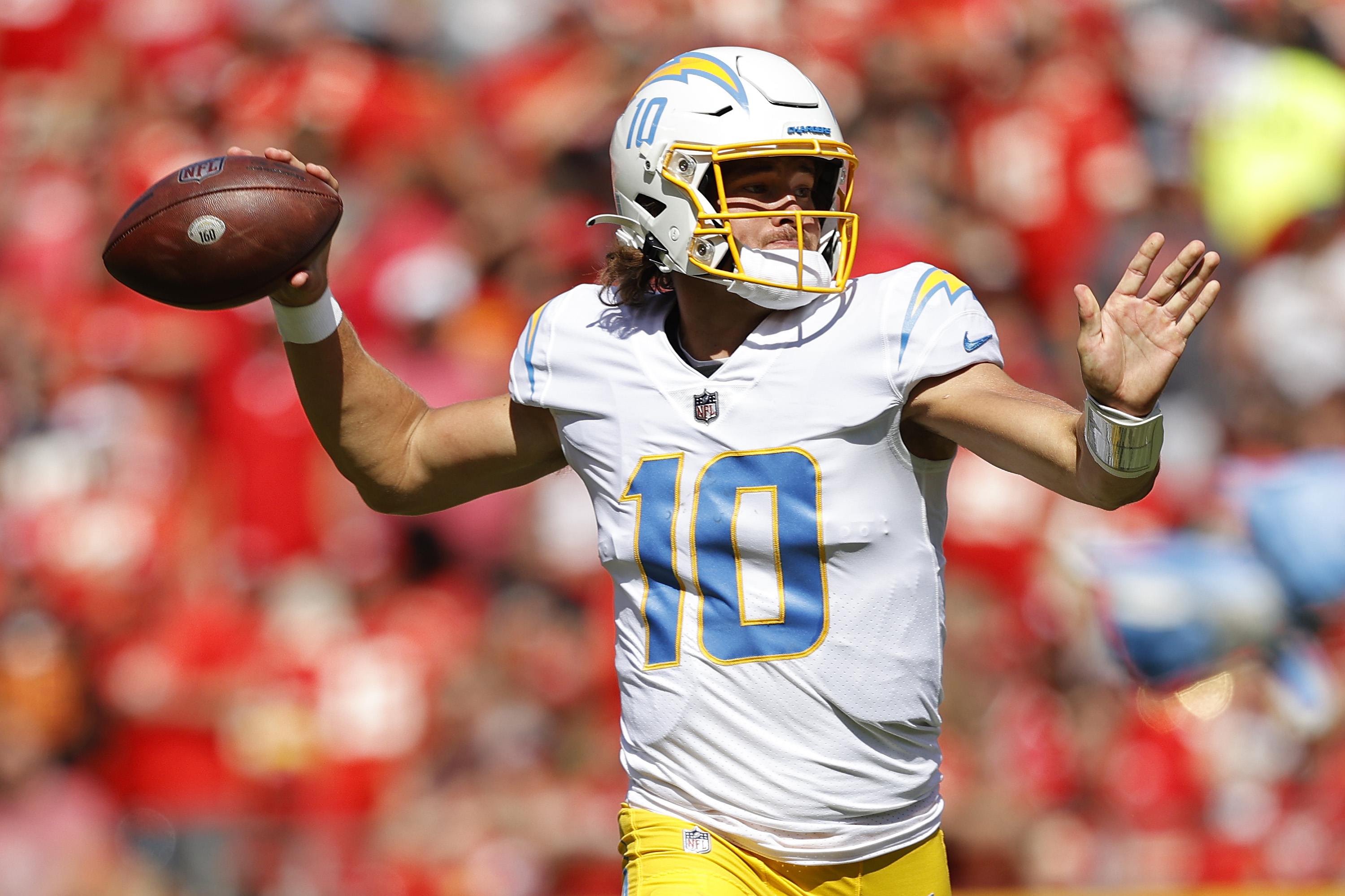 Los Angeles Chargers at Kansas City Chiefs on September 26, 2021