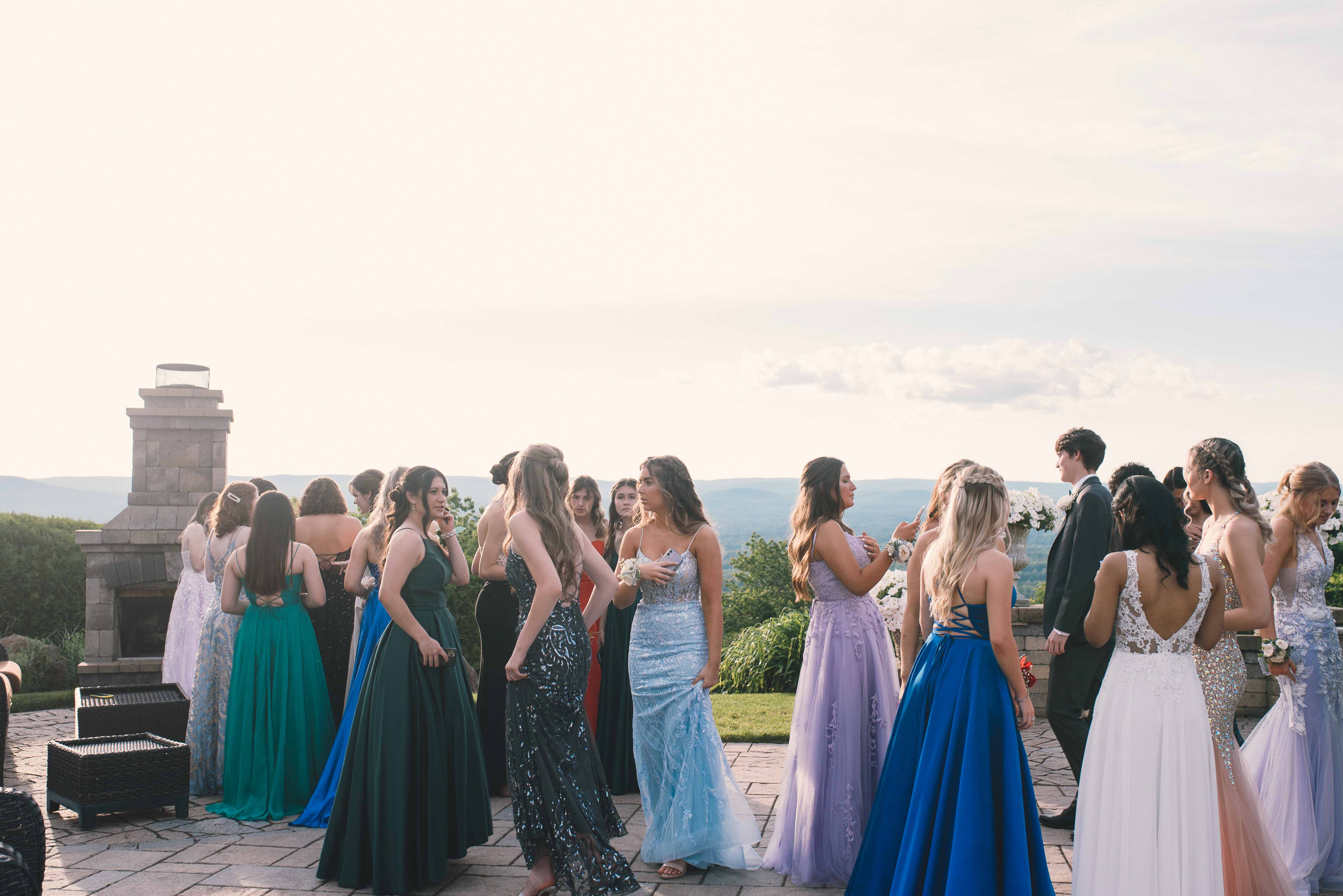 2021 Prom Photos: West Springfield High School Prom at the Log Cabin In ...