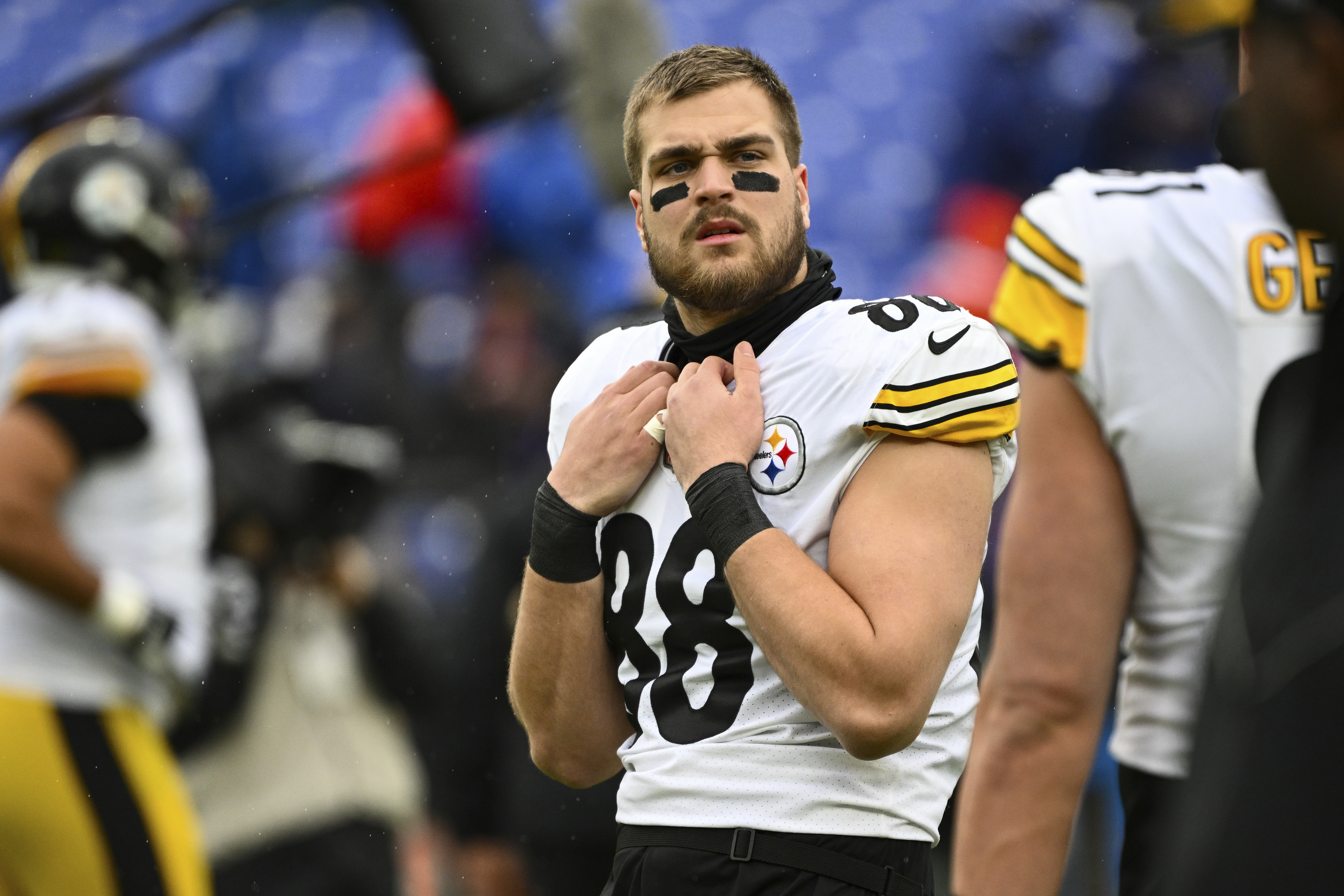 Mass. native and Steelers TE Pat Freiermuth focused on 'taking my game to  the next level' following standout rookie year in Pittsburgh 