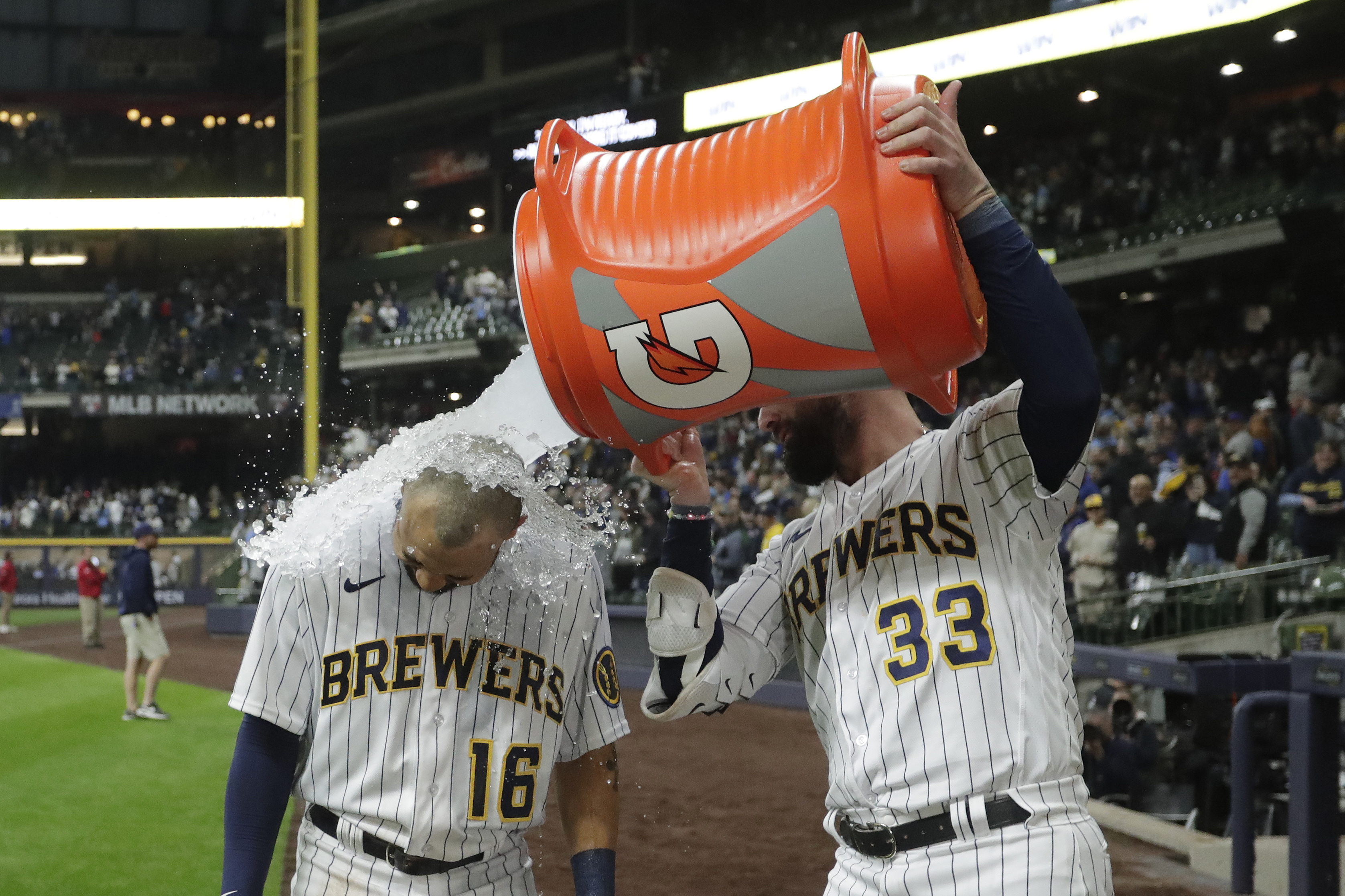 Are the Brewers World Series Contenders? - Stadium