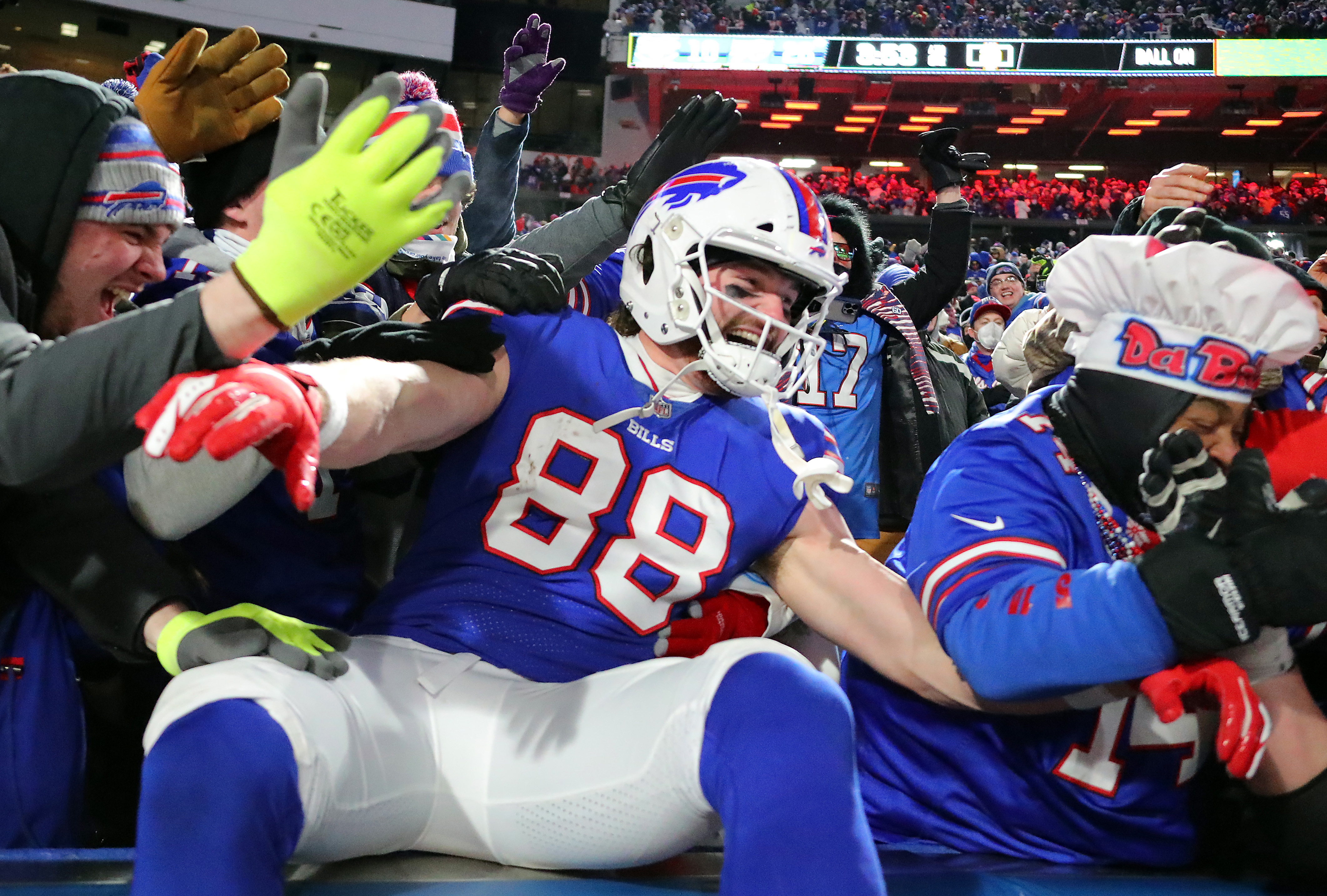 New England Patriots vs Buffalo Bills Same-Game Parlay Picks: Will the Pats  Go Run Heavy Again?