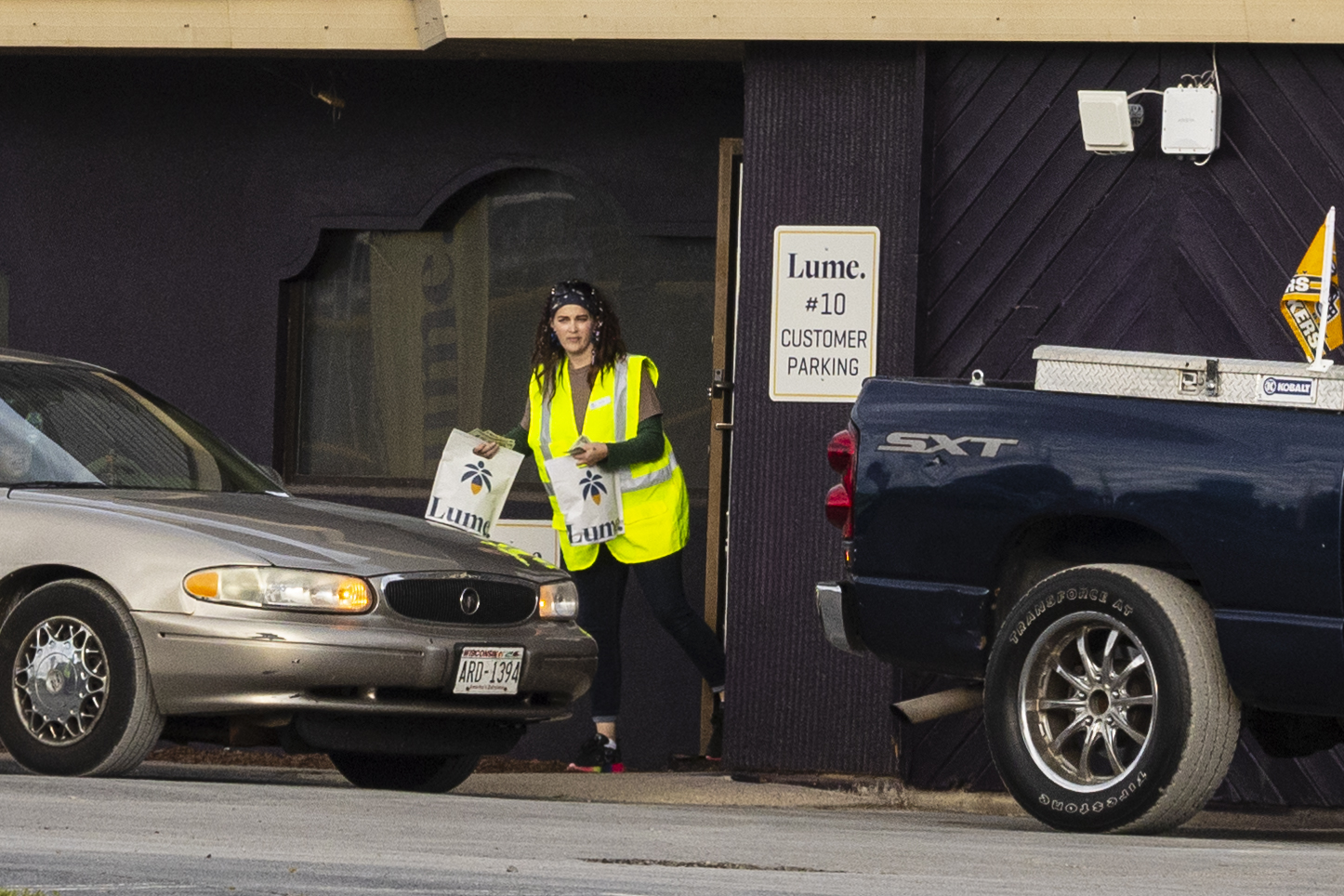 Judge orders multiple marijuana shops to close their doors in Menominee 