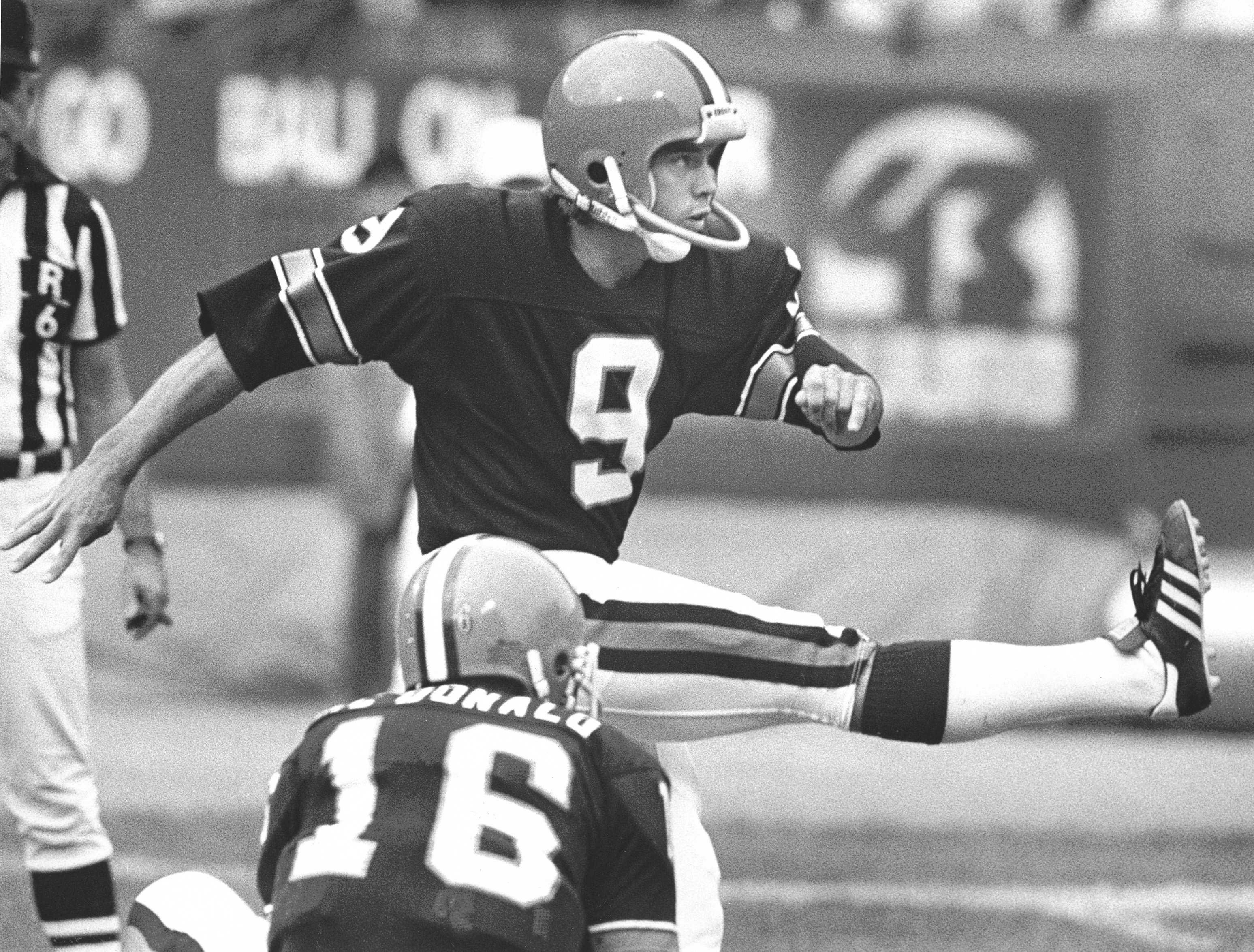 Steelers Kicker Matt Bahr was a Player Who Improved Over Time