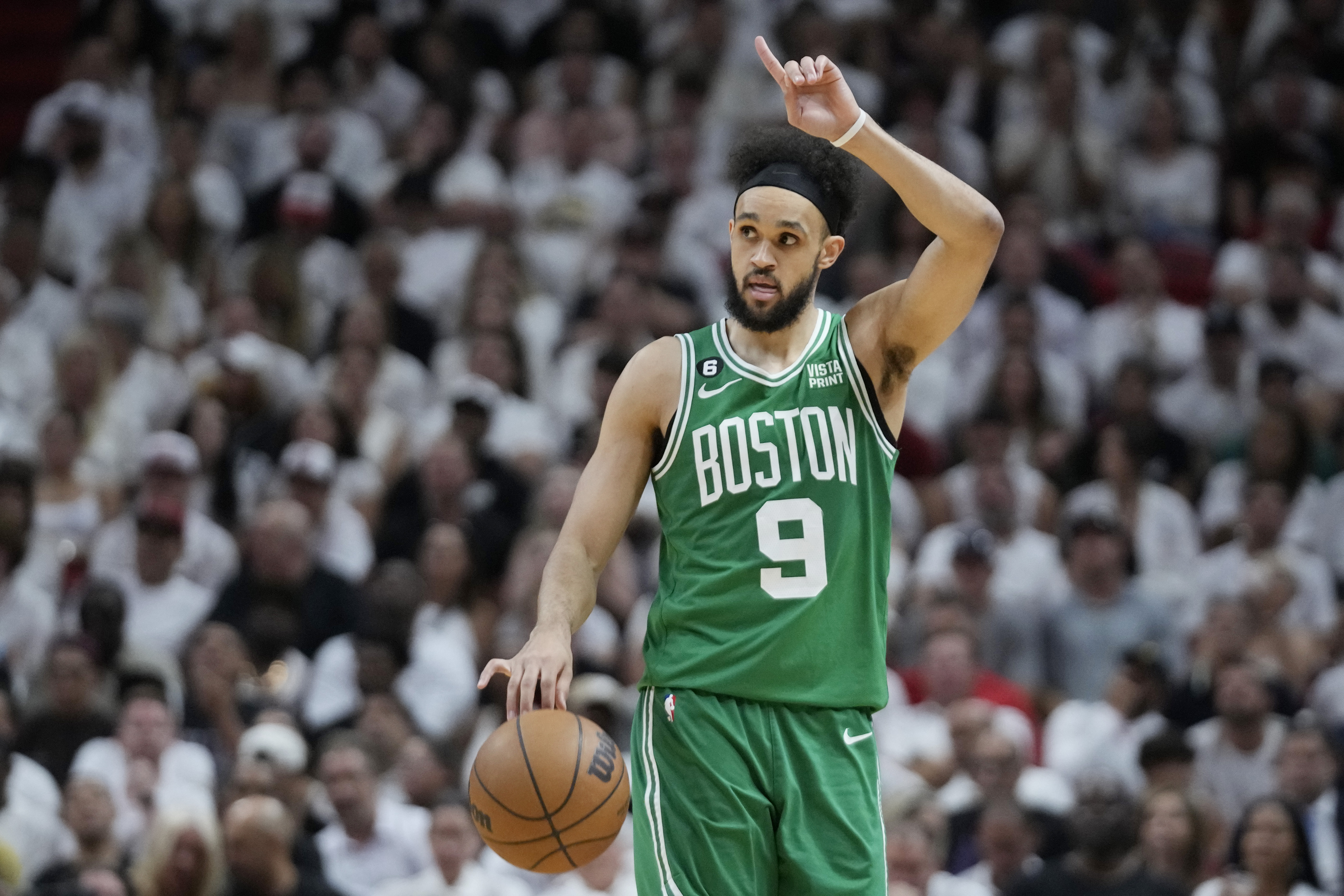 Boston's Derrick White breaks down which current Celtics player is