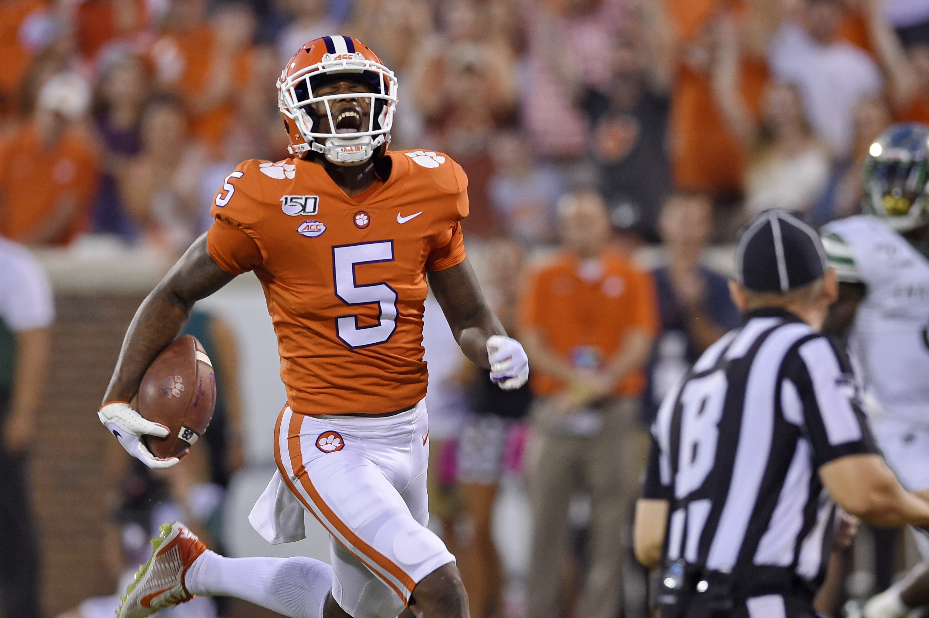 Clemson Tigers defensive back A.J. Terrell runs official 4.42 second 40-yard  dash at 2020 combine