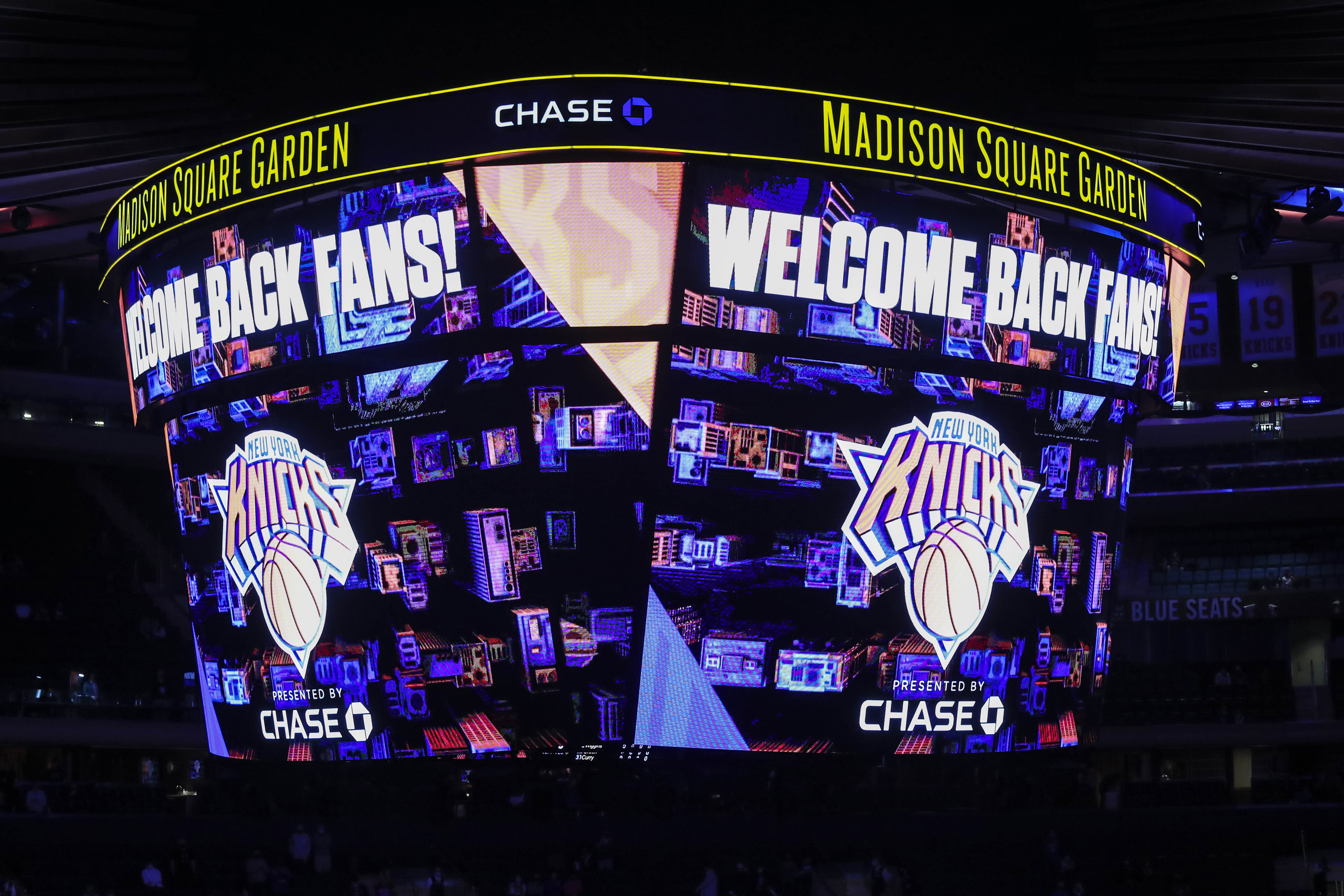 Knicks Men's Apparel  Shop Madison Square Garden