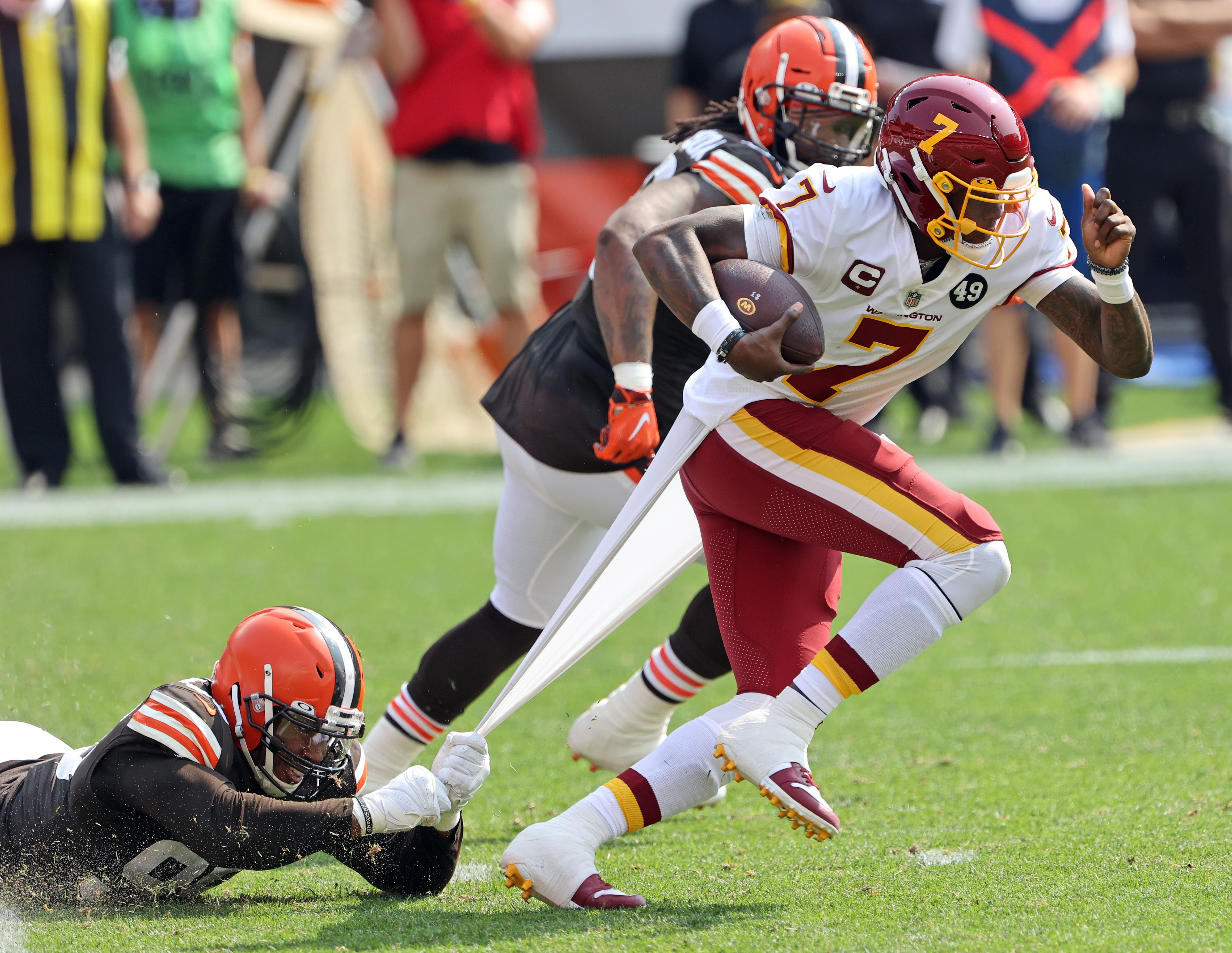 Cleveland Fans Can't Get Enough Johnny Manziel Gear