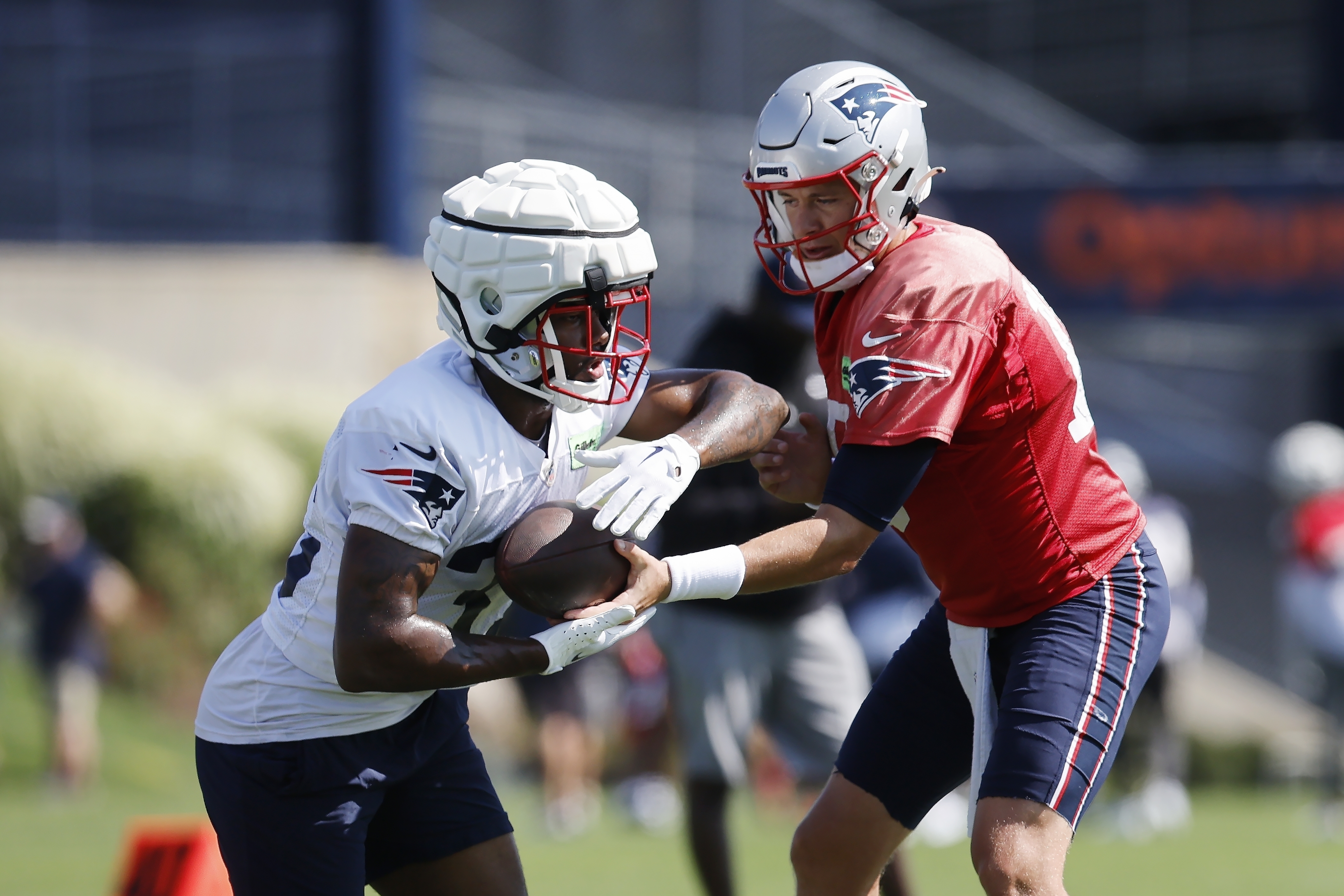 Browns add backfield depth, acquire RB Pierre Strong Jr. in trade from  Patriots for T Wheatley - The San Diego Union-Tribune