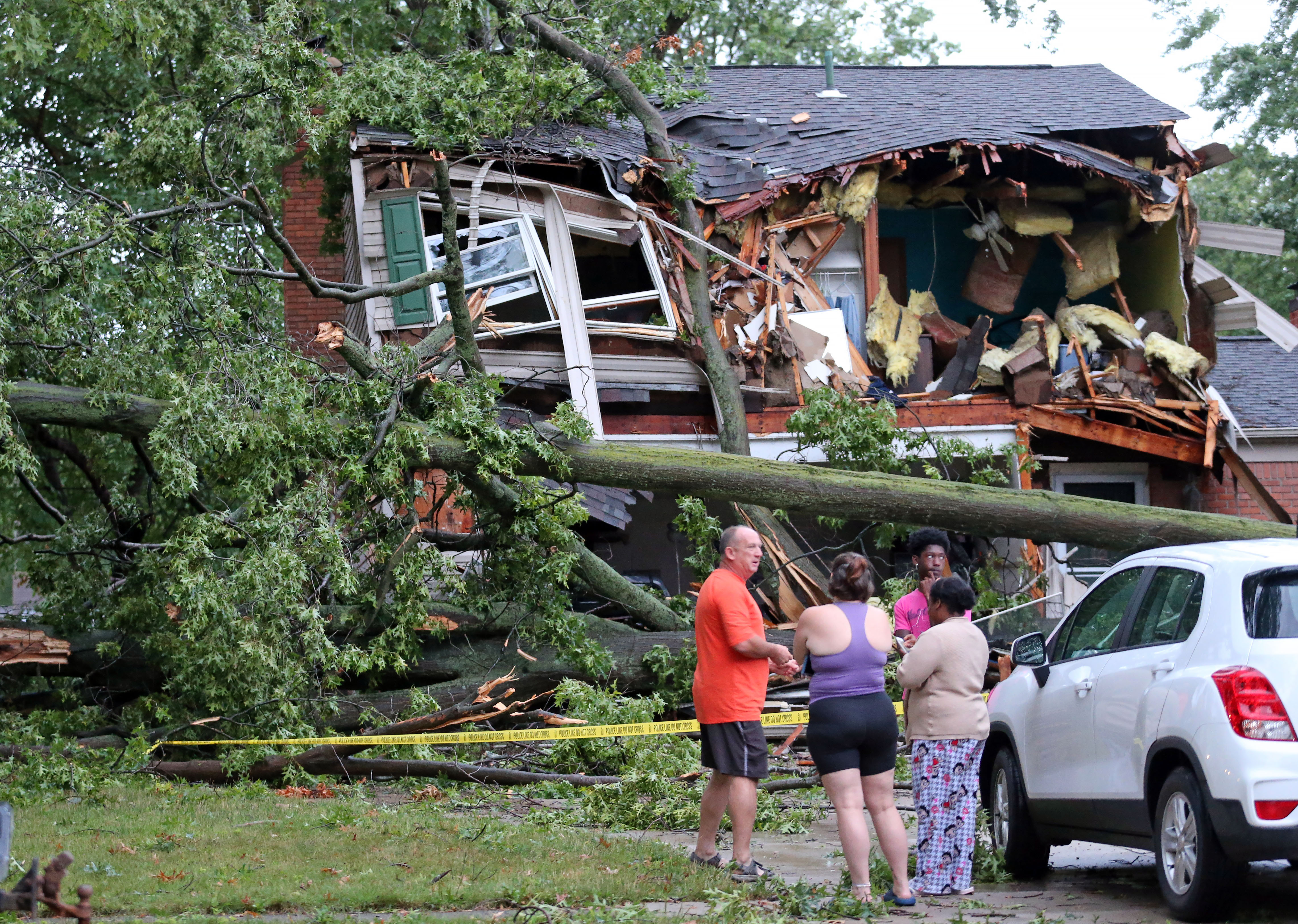 Storm cleanup begins after damaging winds hit Northeast Ohio, August 6 ...