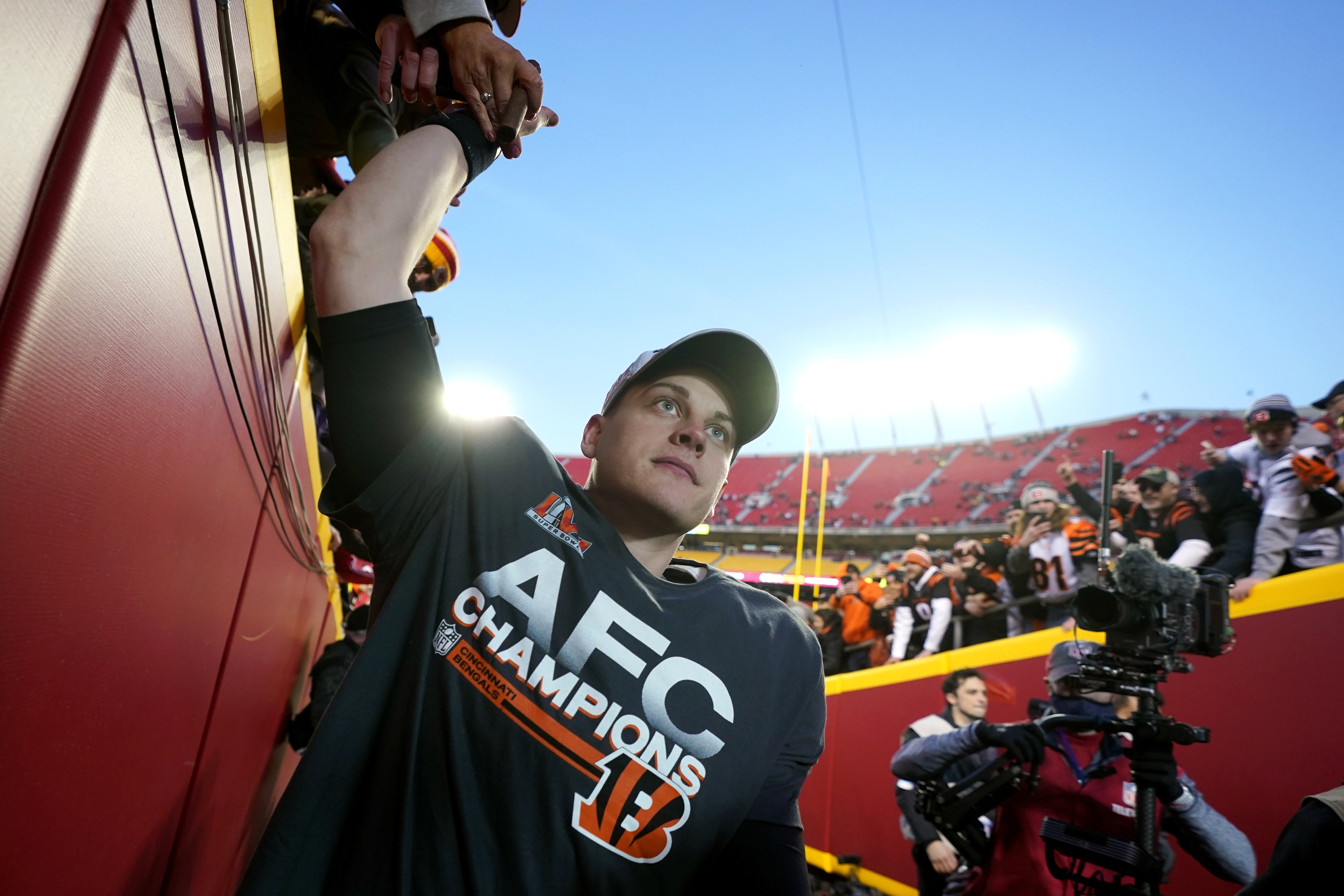 NFL star Joe Burrow is Cincinnati Bengals' cigar smoking hometown