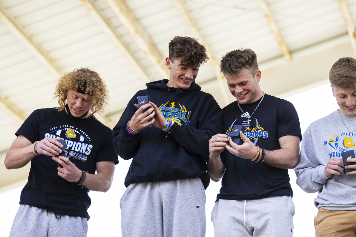 Centreville football celebrates D8 state championship with ring