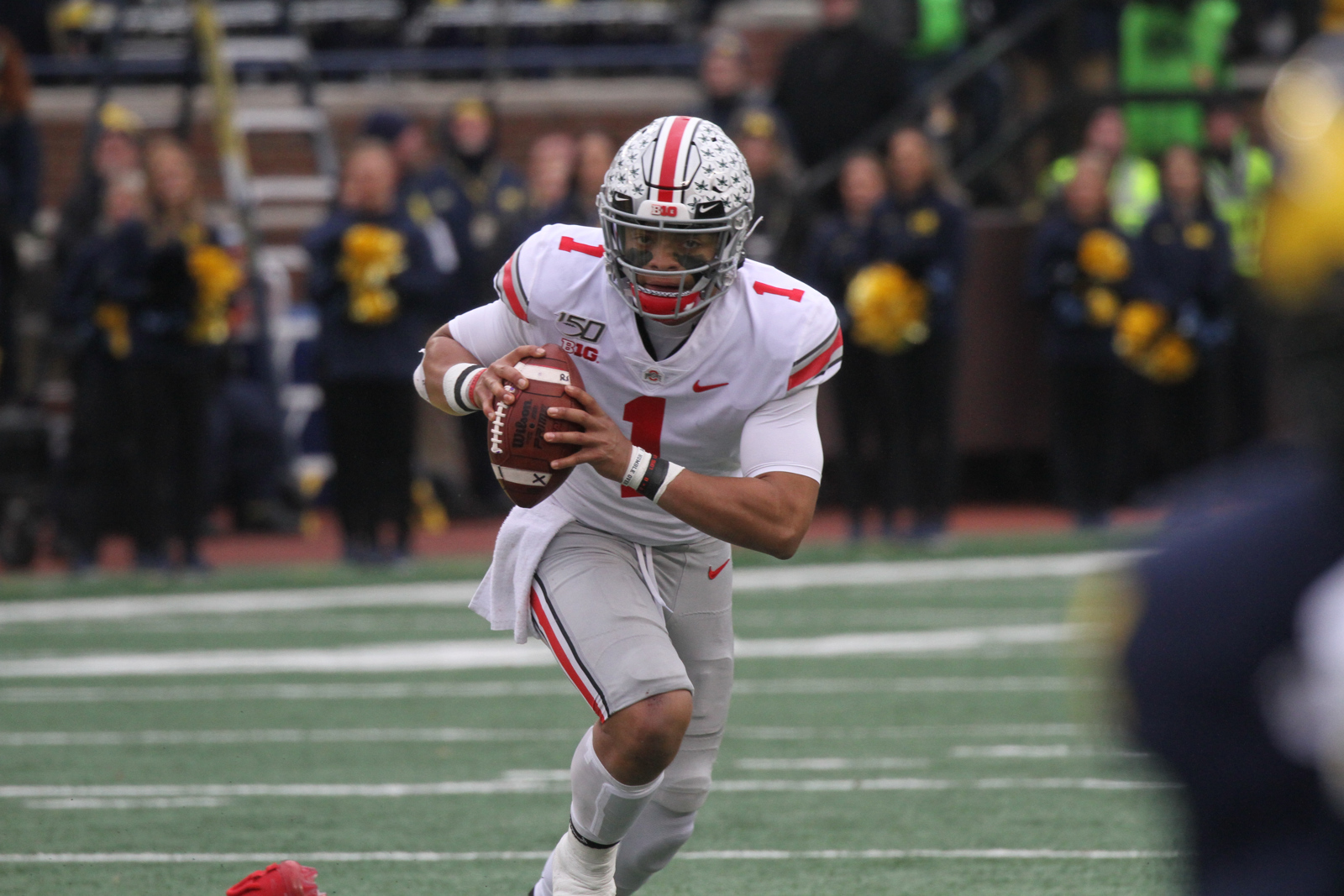 Bears Quarterback Justin Fields Went Plant-Based in College and Isn't Going  Back