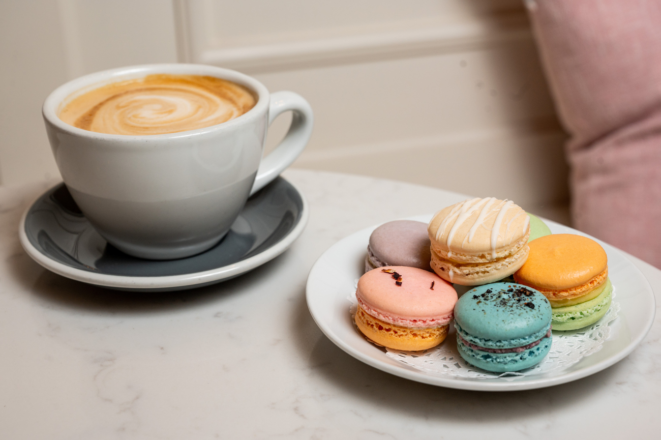 Caffè e Macaron - Best Espresso ONLINE