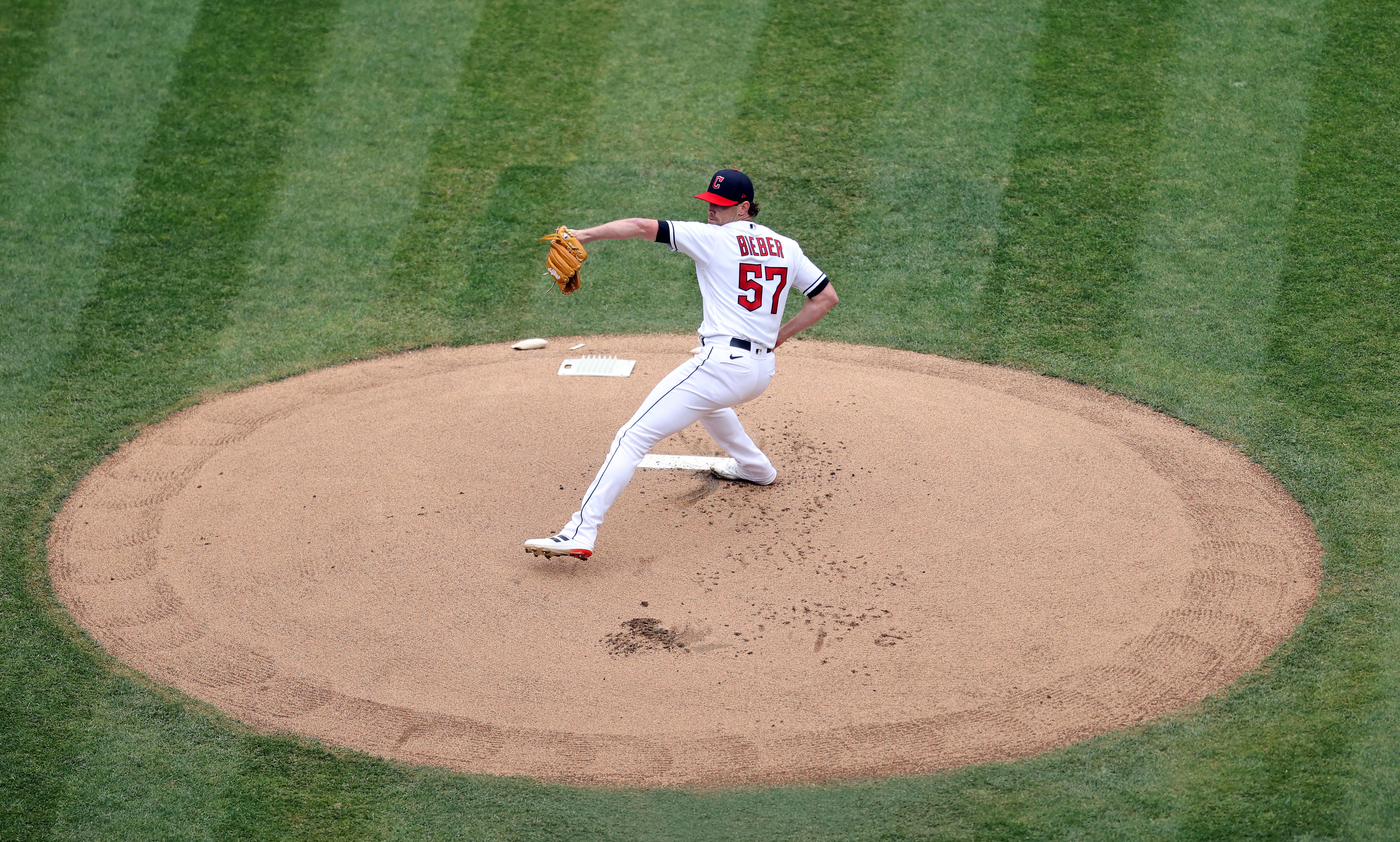 Why the Guardians need to trade Shane Bieber – Terry Pluto 