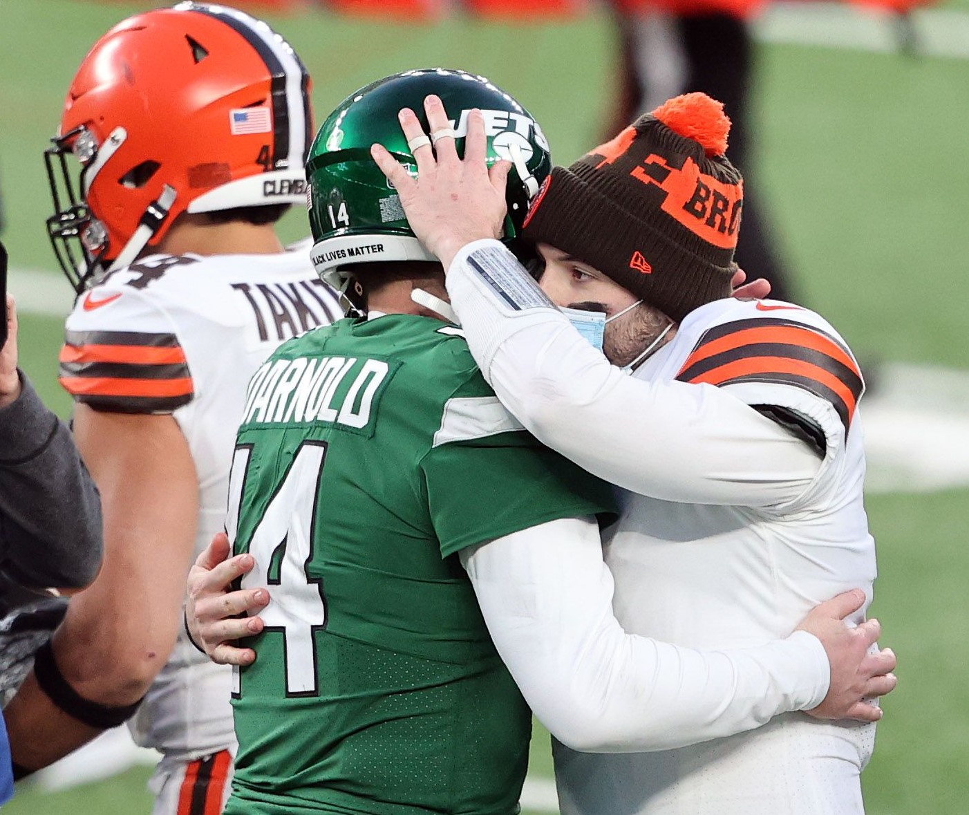 I made this swap of Sam Darnold in a Browns jersey. Browns fans