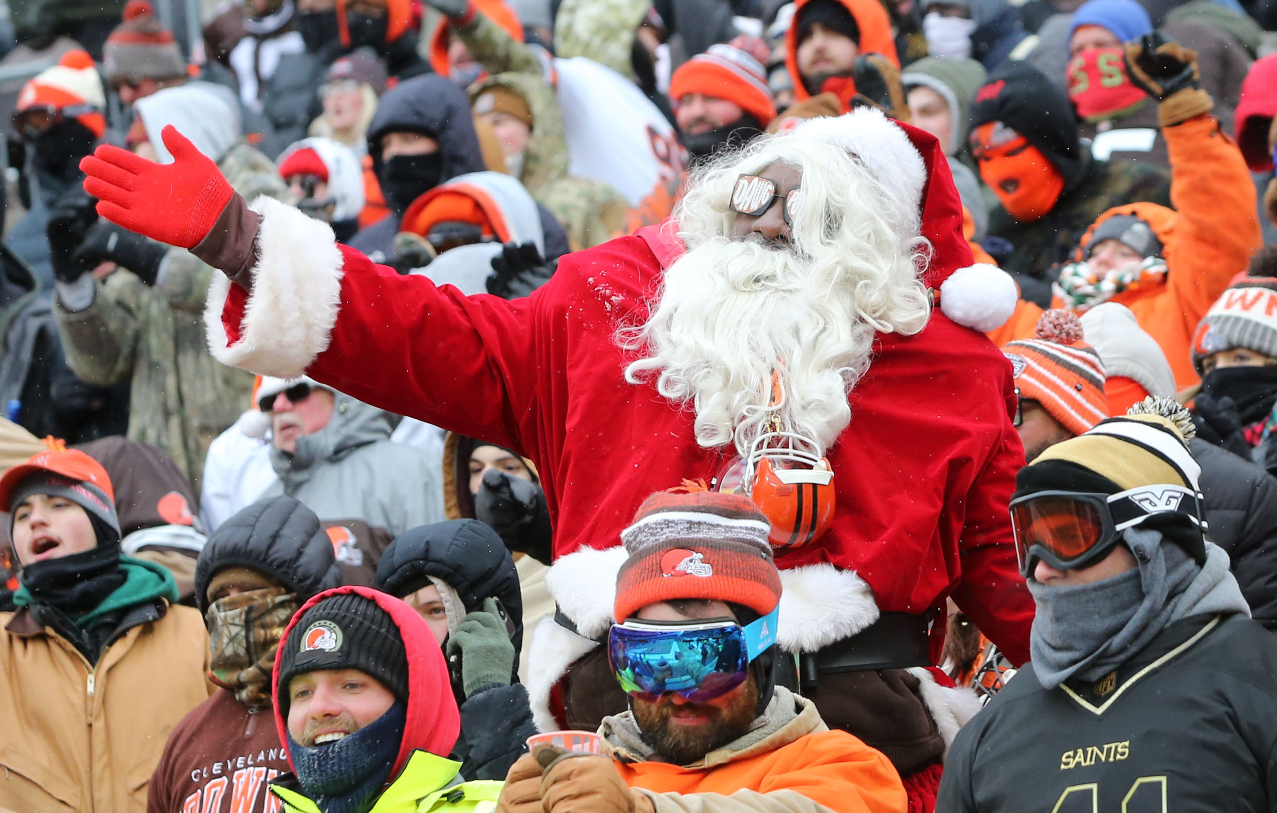 Saints beat the Browns in Cleveland, 17-10