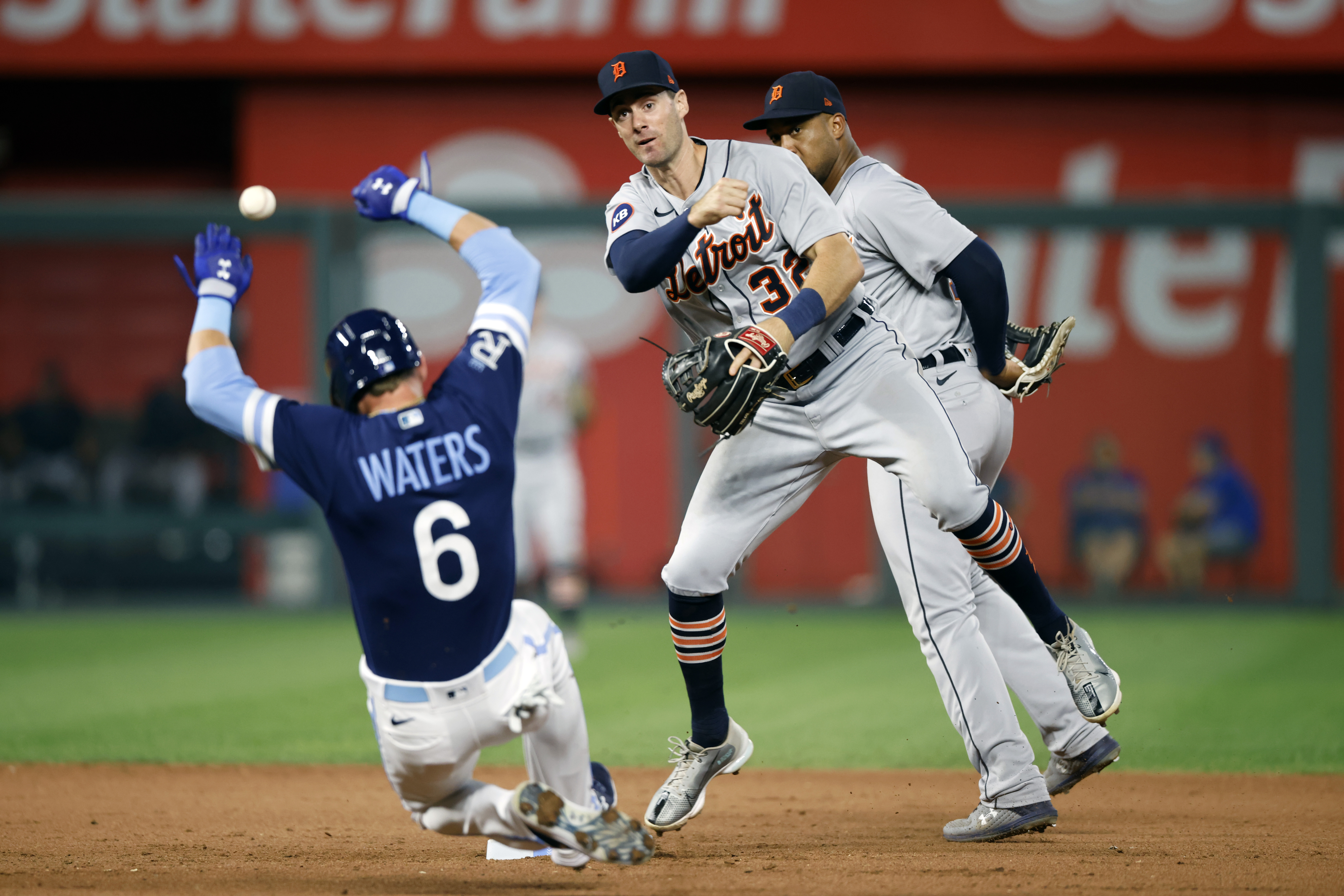 Detroit Tigers puzzled by Kansas City Royals, 3-1: Game thread replay