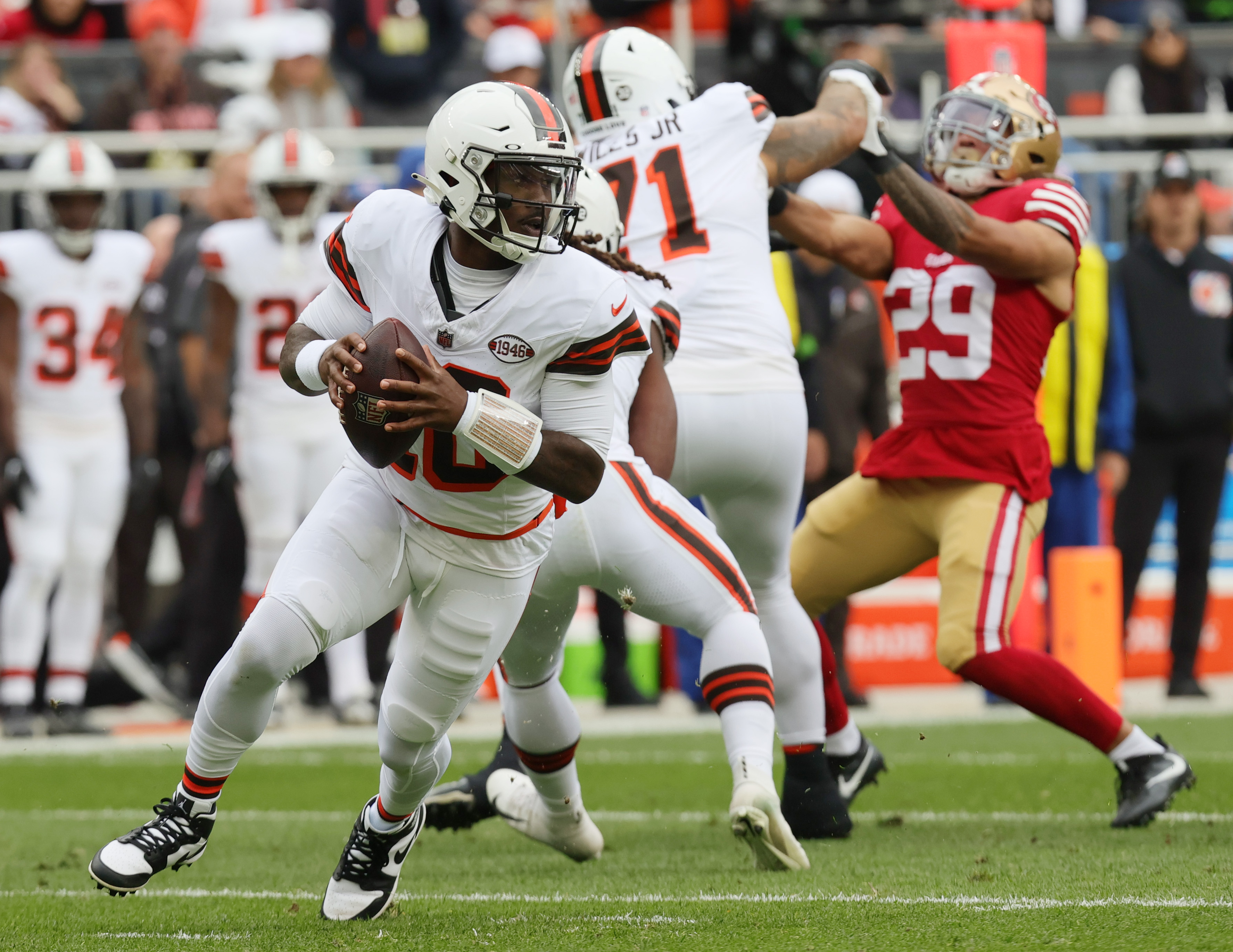 Browns vs. 49ers live score updates, news from Cleveland Browns Stadium