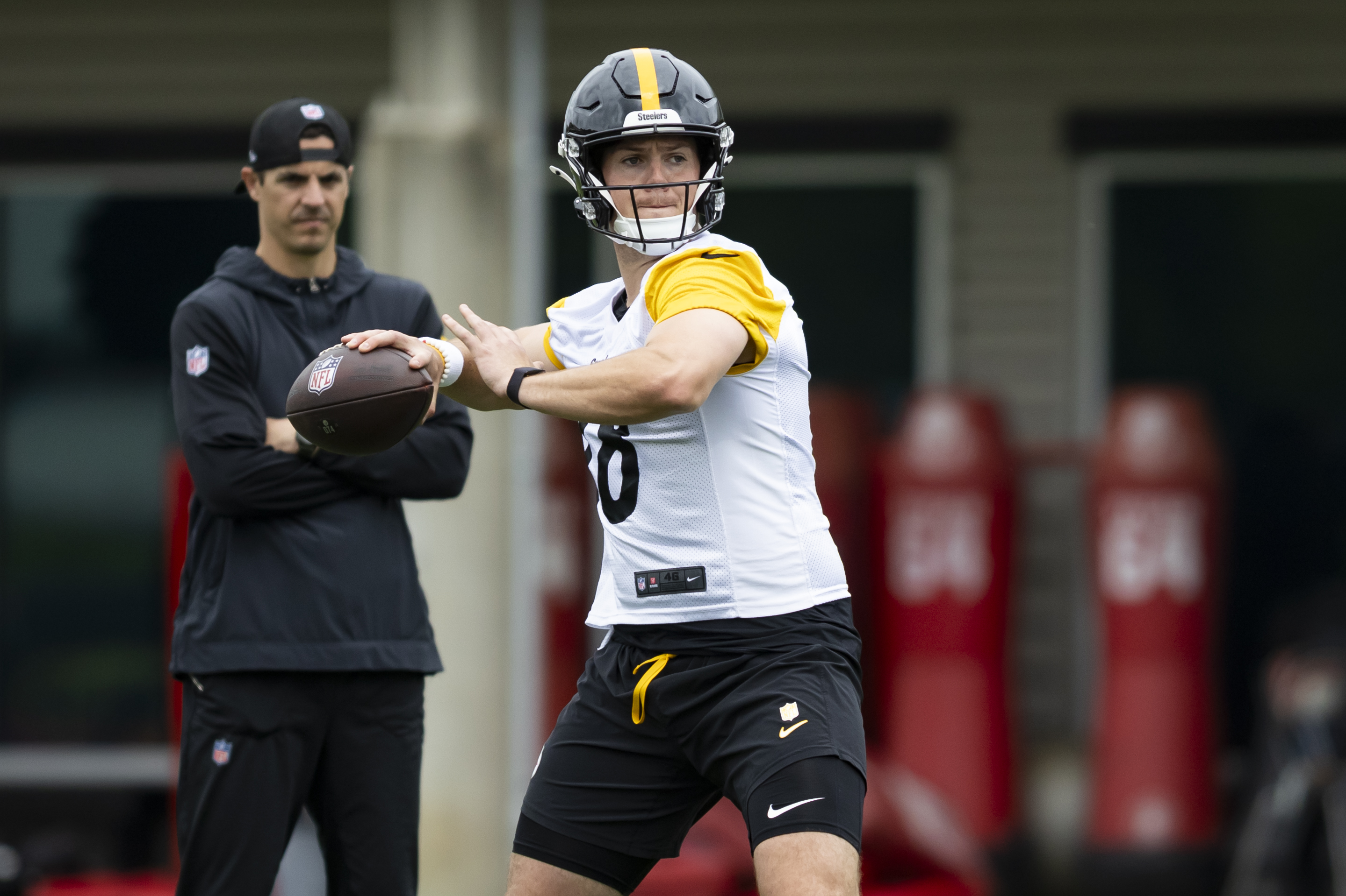 Steelers Fans Clamor for Will Howard, But Reality Says ‘Not Yet’