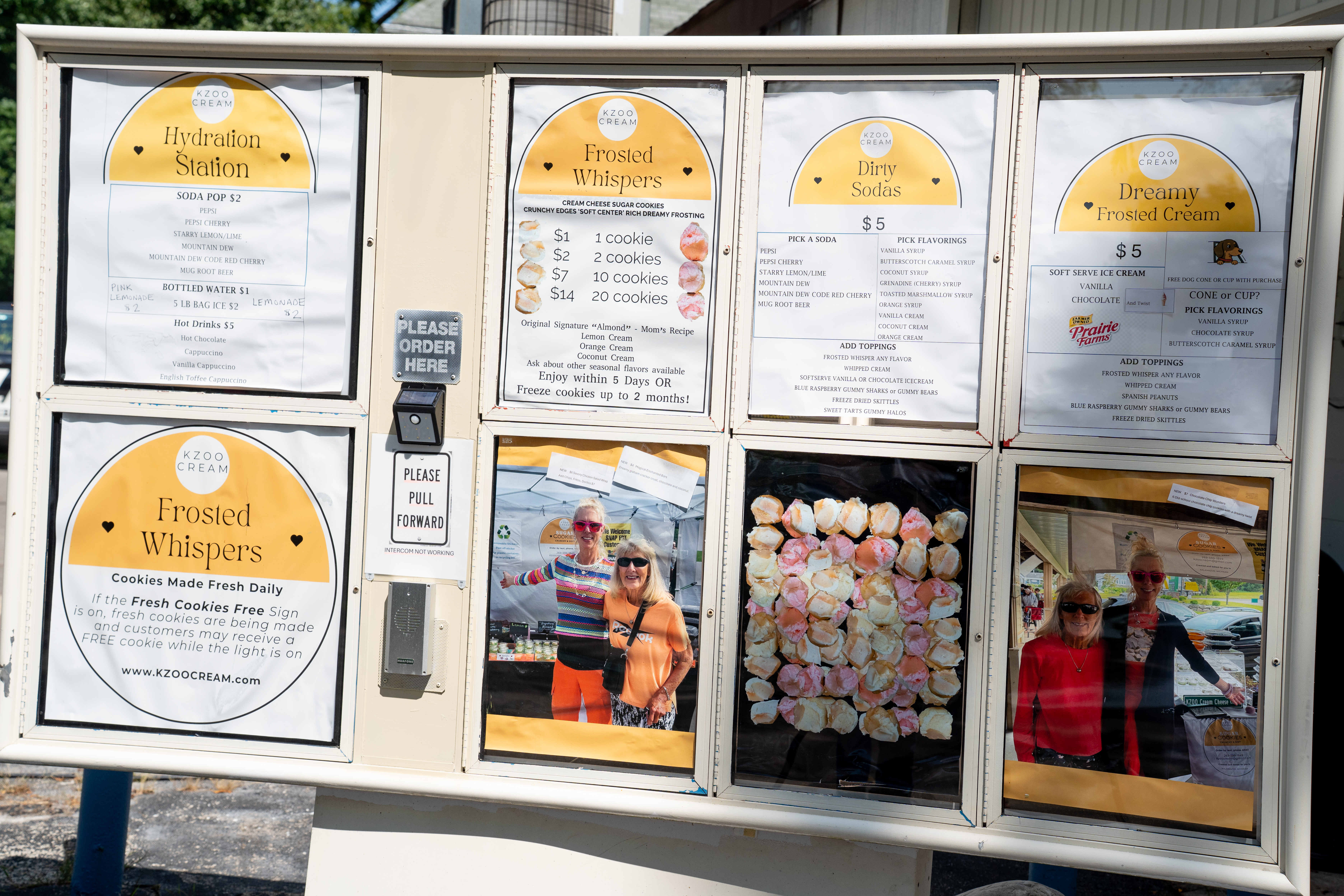 Cookie Cream販売ページ Amazon.com : Cookies 'N Cream mix by Angel Specialty Products [3