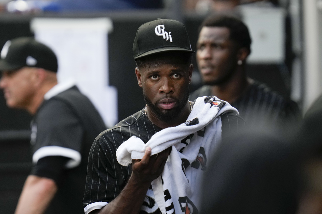 Robert and Burger homer, Toussaint gets first win as White Sox beat  Guardians 3-0