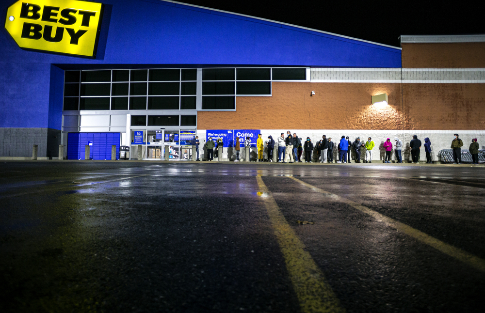 Black Friday 2021 shopping