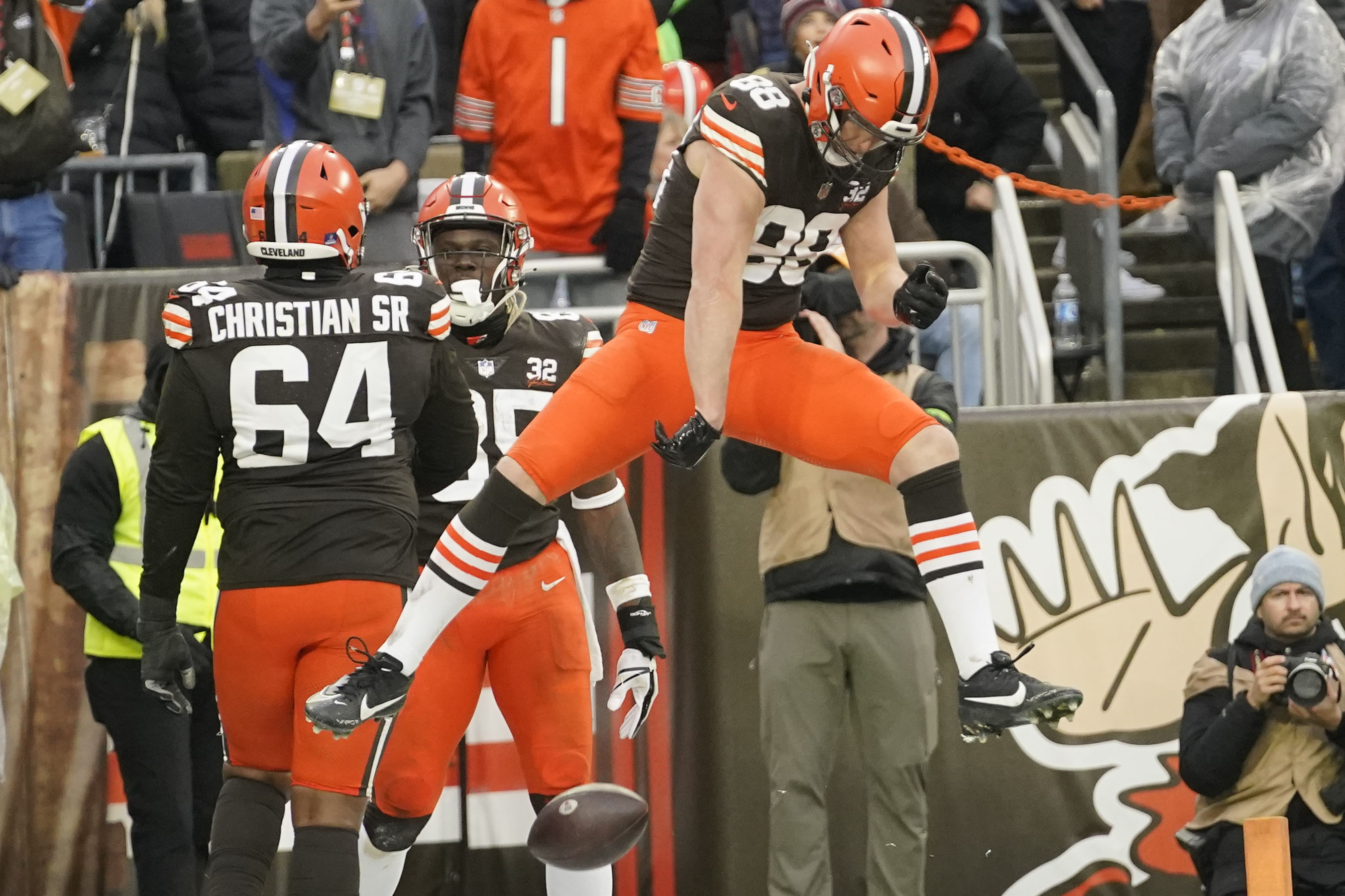 Browns lose 3rd 2020 draft pick in free agency as Harrison Bryant signs  with Raiders - cleveland.com