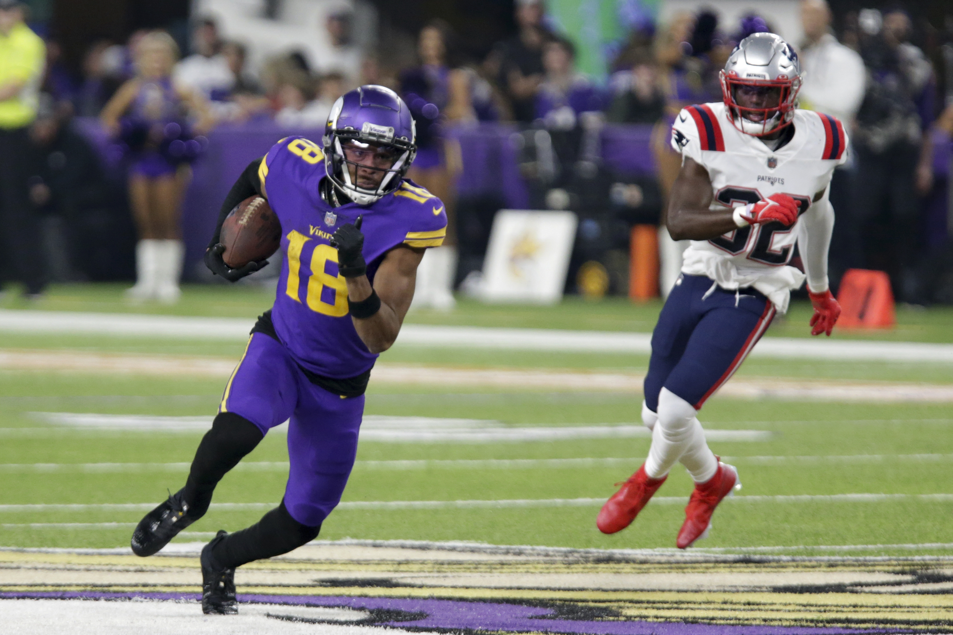 Vikings rebound from blowout to beat Pats