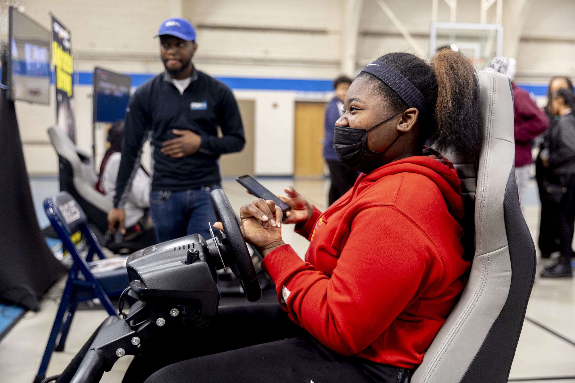 Michigan high schoolers experience impaired, texting while driving simulations