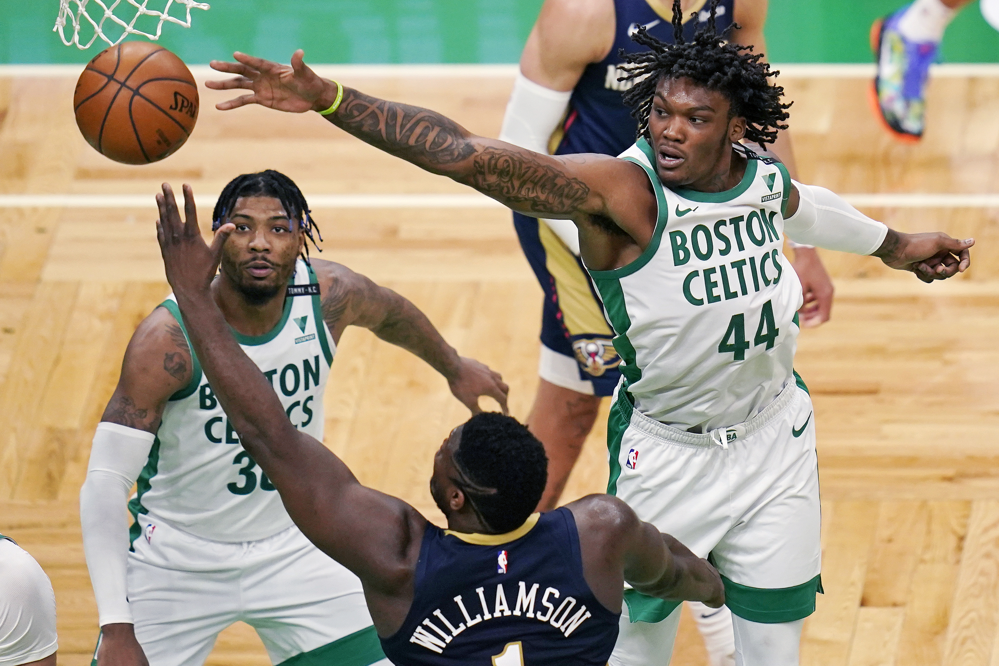 How Celtics center Robert Williams' 'selfish' approach is developing his  game this offseason
