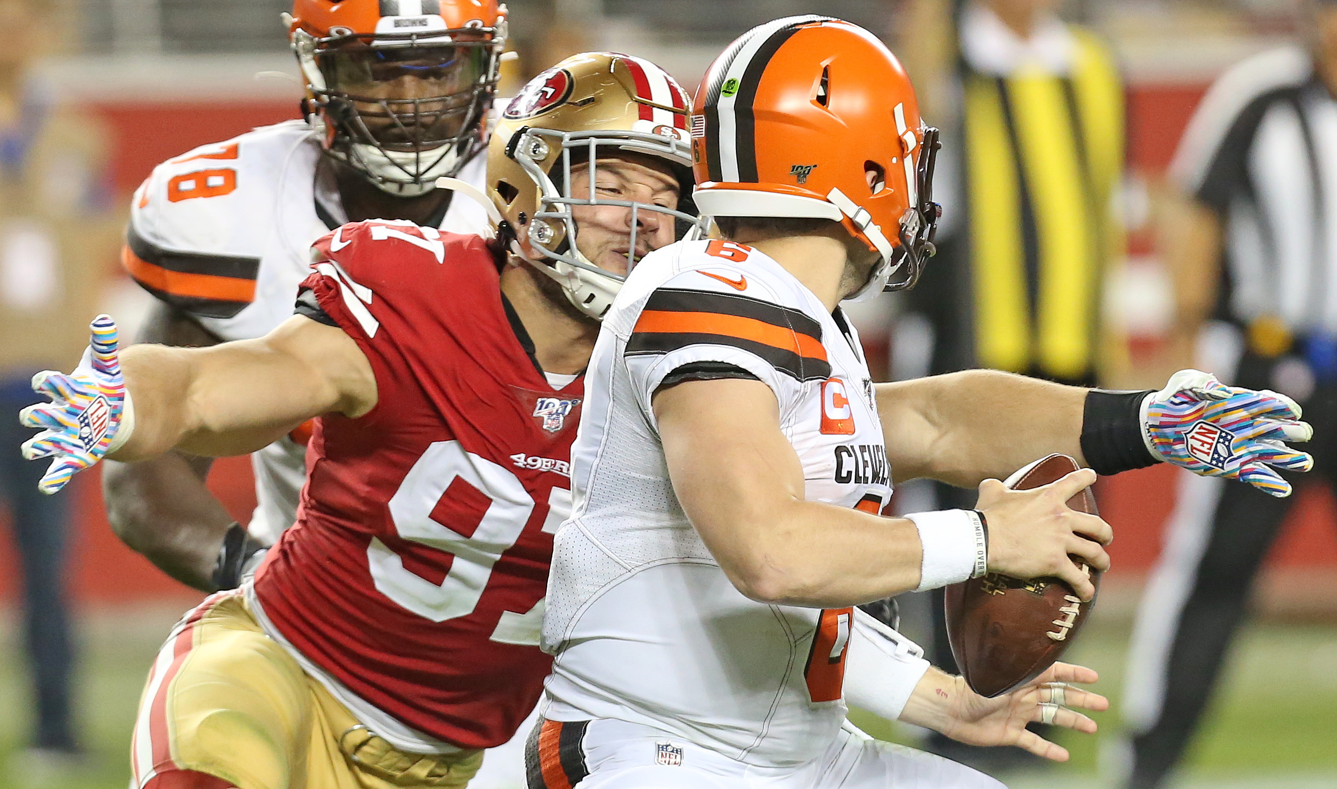 With Nick Bosa holding out, 49ers sign former Cowboys first-round pick Taco  Charlton to one-year deal 