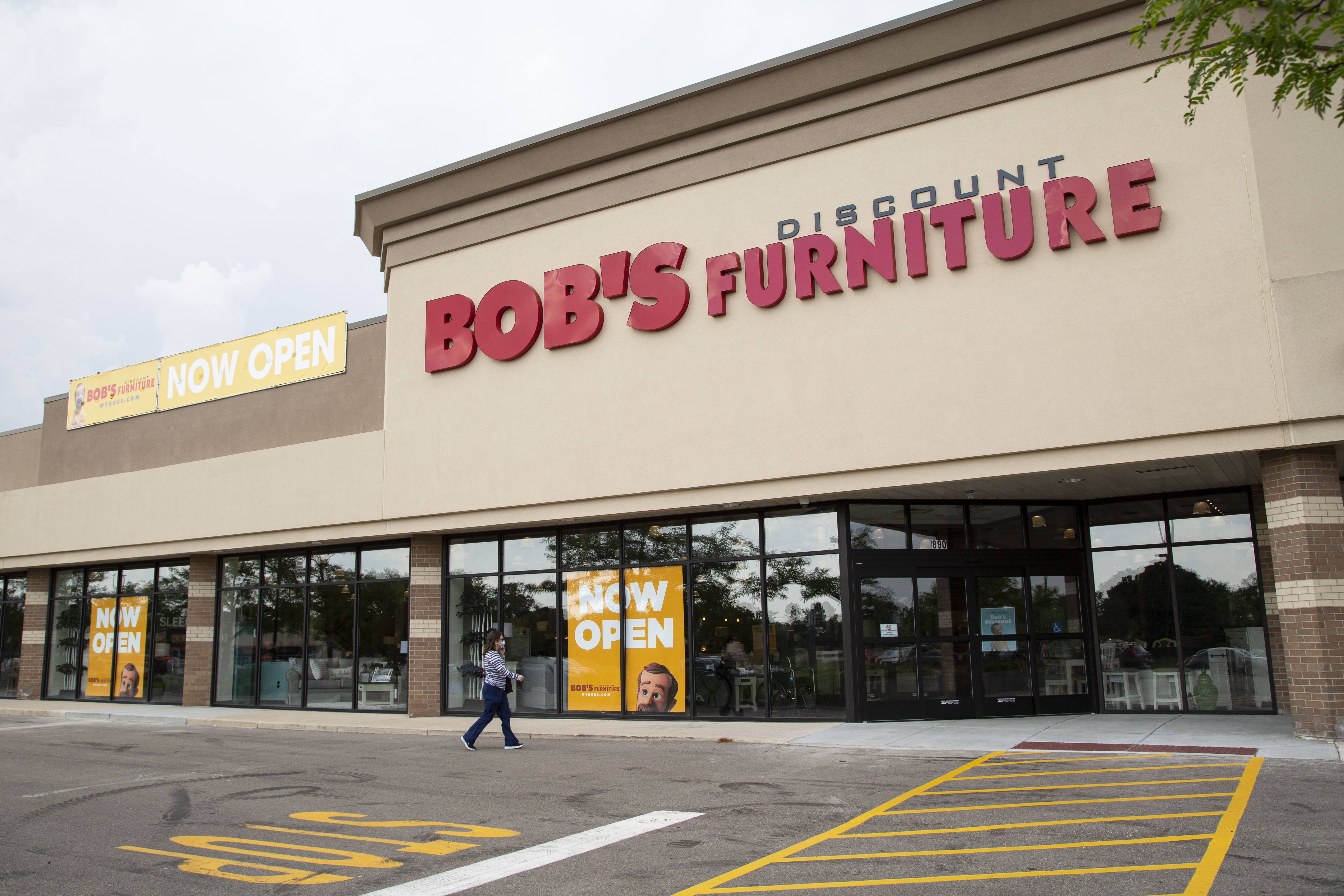 Bob'S Discount Furniture Opens New Ann Arbor Store - Mlive.Com