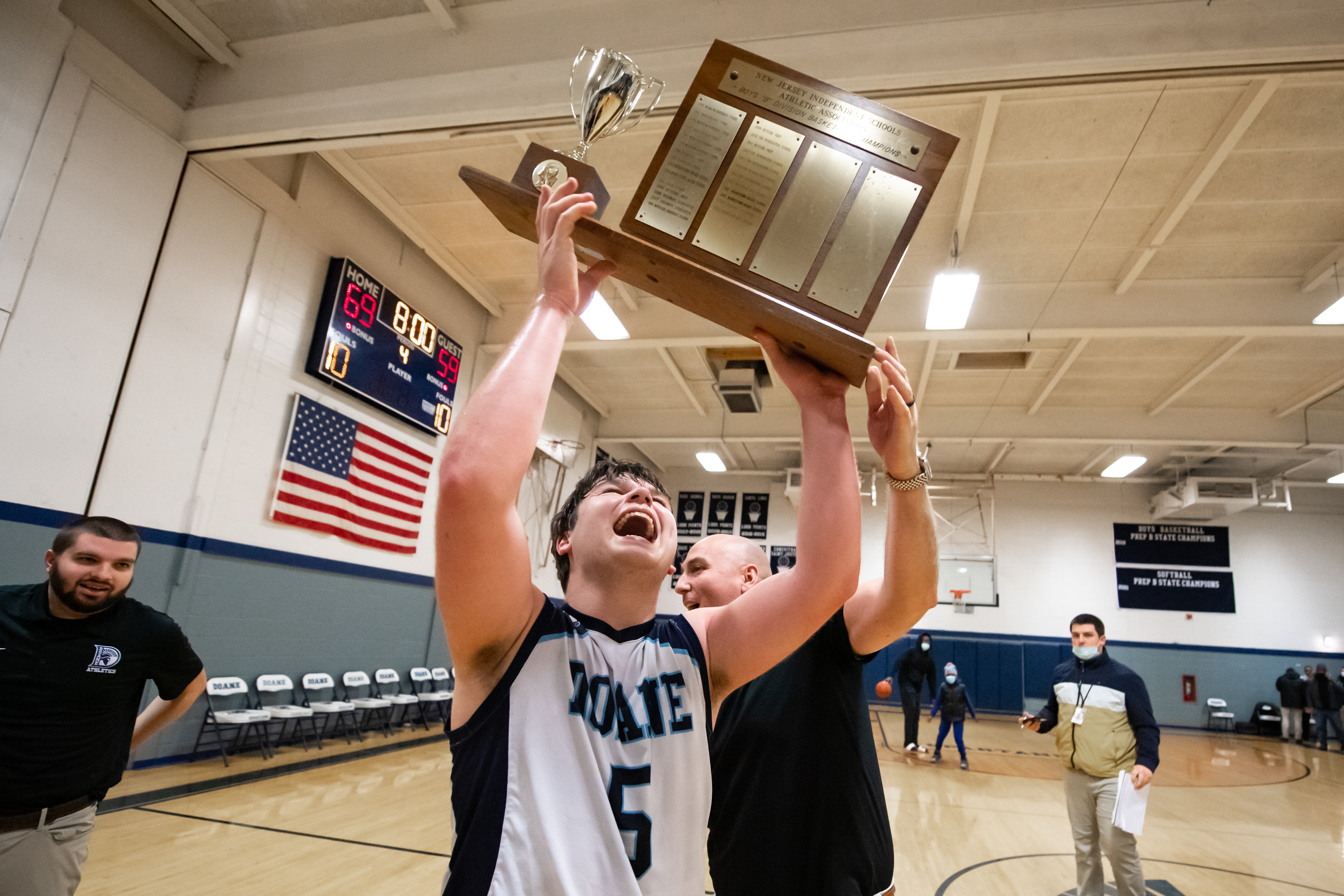 Doane Academy boys basketball overcomes foul trouble, wins Prep B