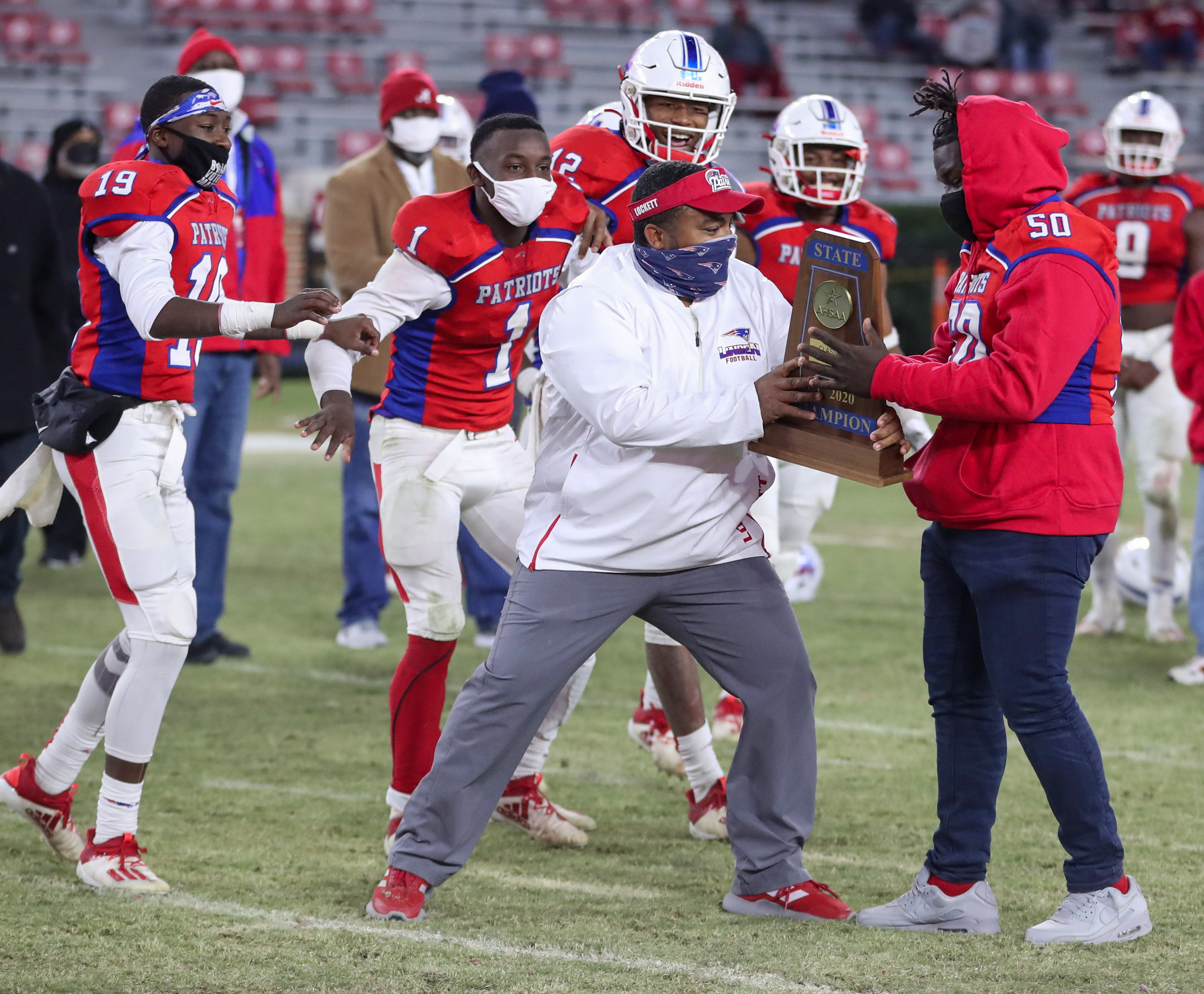 Folsom, Manteca, Grant, Escalon, Hughson and Ripon Christian in CIF State  football playoffs