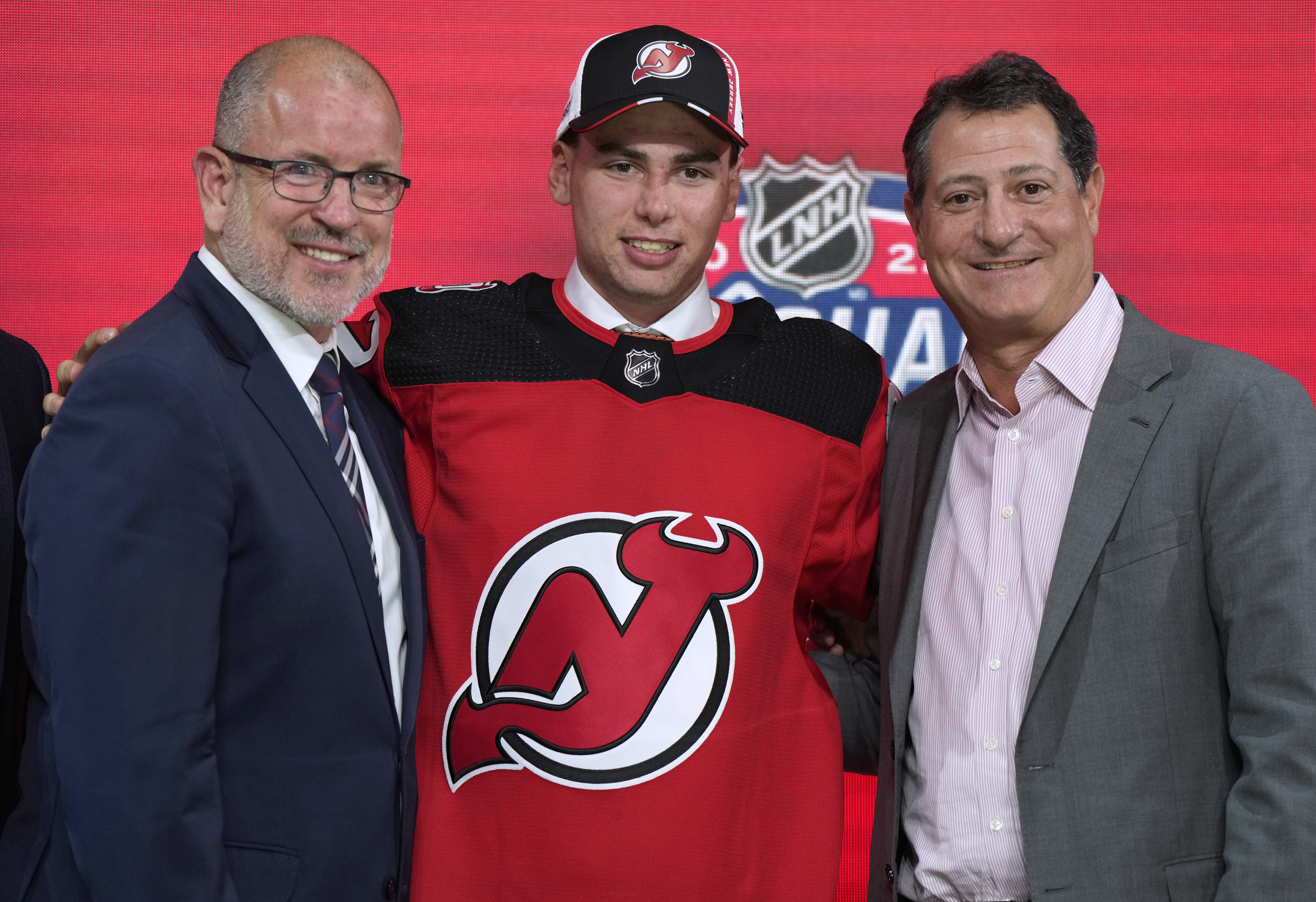 New Jersey Devils' Simon Nemec bringing more mature, physical focus to  2023-24 - Daily Faceoff